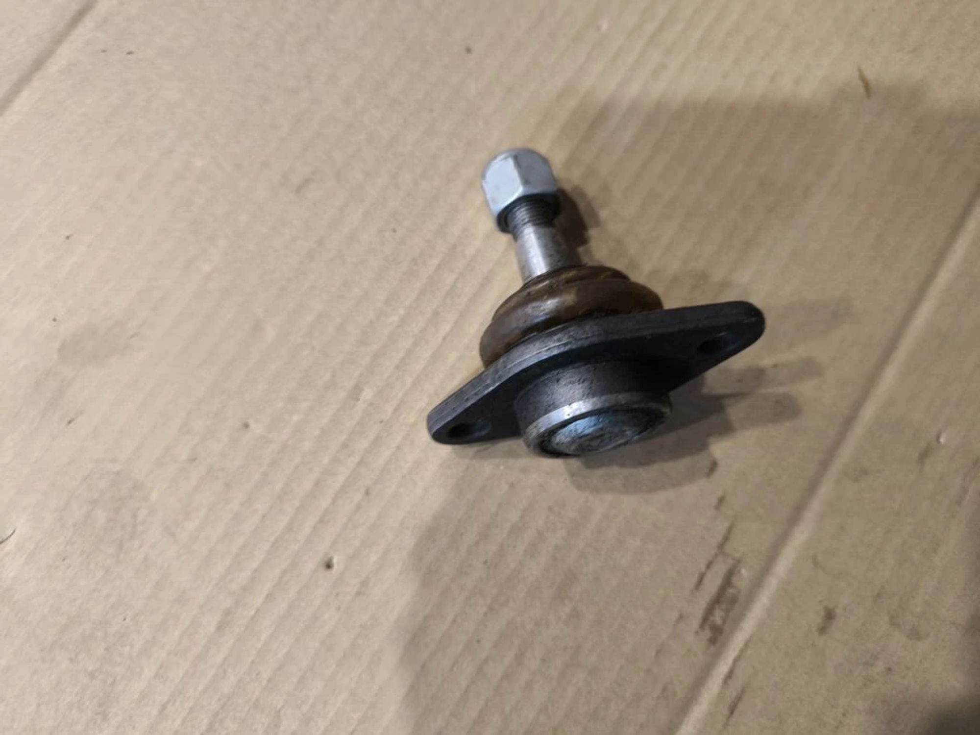 https://ycs.partsauto.market/partsauto-images/thmbs/userImages/d89d66a30f14dbad161fb7a986aa0fe5/part/a5b63a5b-ffc9-4462-854a-8f7dcee1687f_1777899421846.jpg