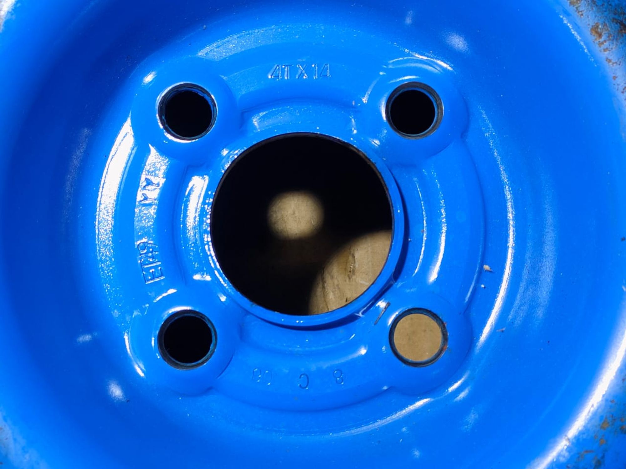 https://ycs.partsauto.market/partsauto-images/thmbs/userImages/d89d66a30f14dbad161fb7a986aa0fe5/part/a5b9451d-c053-4c4e-9c5e-3f7dae7e7fc5_1731048768937.jpg