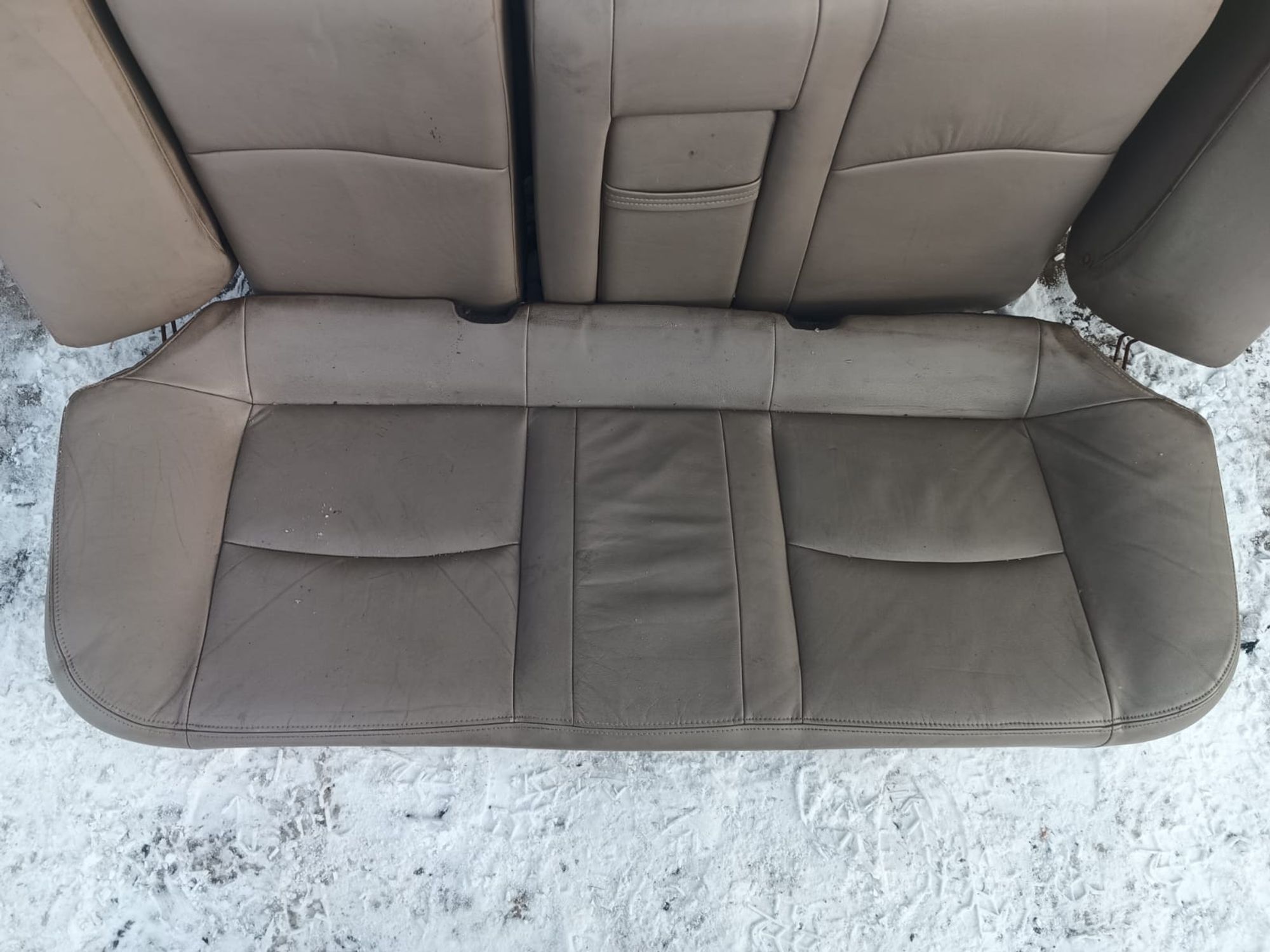 https://ycs.partsauto.market/partsauto-images/thmbs/userImages/d89d66a30f14dbad161fb7a986aa0fe5/part/a62069c9-1eb6-424c-9609-ca67e61e34ff_1734586533967.jpg