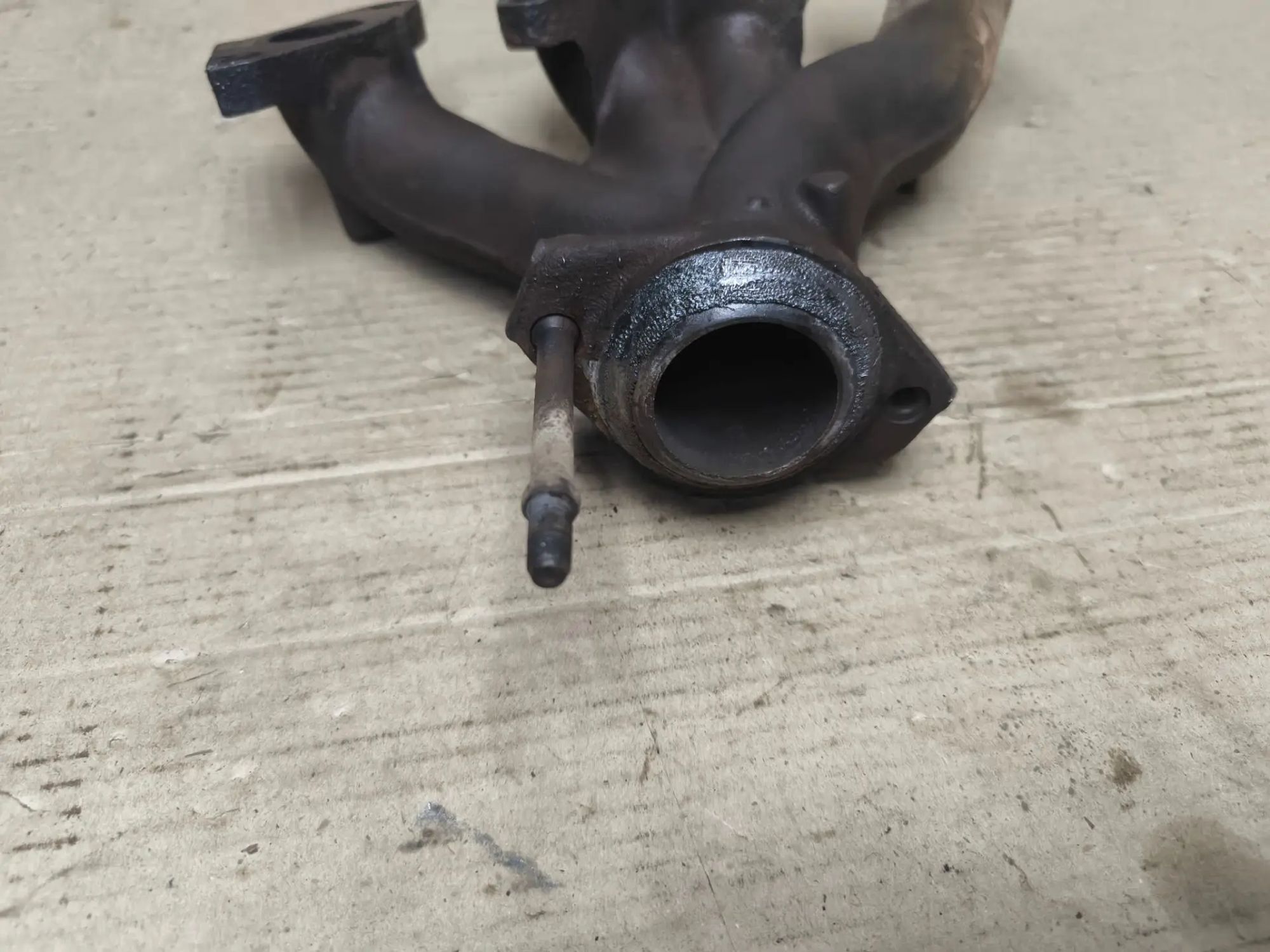 https://ycs.partsauto.market/partsauto-images/thmbs/userImages/d89d66a30f14dbad161fb7a986aa0fe5/part/a63ab896-2021-4326-8f35-50f1d00a85ac_1783856634960.jpg