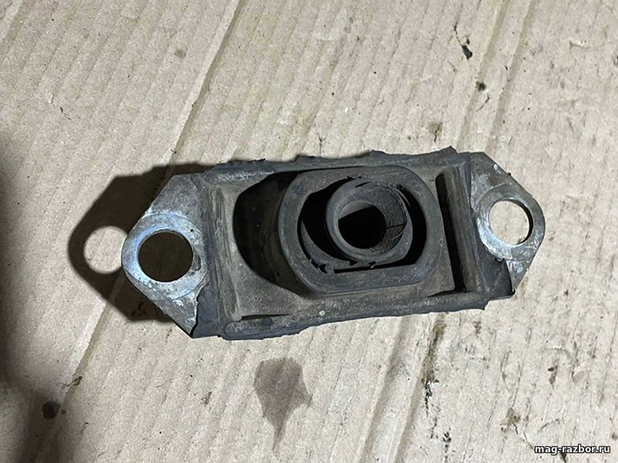 https://ycs.partsauto.market/partsauto-images/thmbs/userImages/d89d66a30f14dbad161fb7a986aa0fe5/part/a6b1b41c-5225-46d4-a202-381248e7c054_1719756729752.jpg