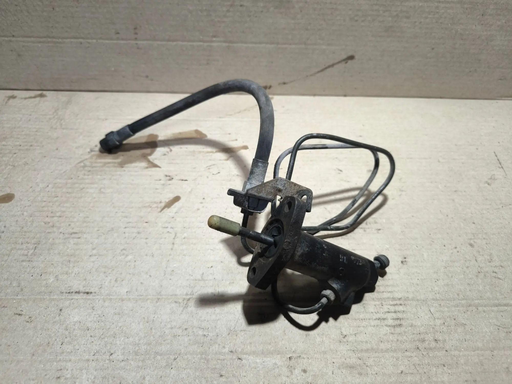https://ycs.partsauto.market/partsauto-images/thmbs/userImages/d89d66a30f14dbad161fb7a986aa0fe5/part/a6b9616e-a4f6-4208-ac45-7d784138dad5_1783054080285.jpg