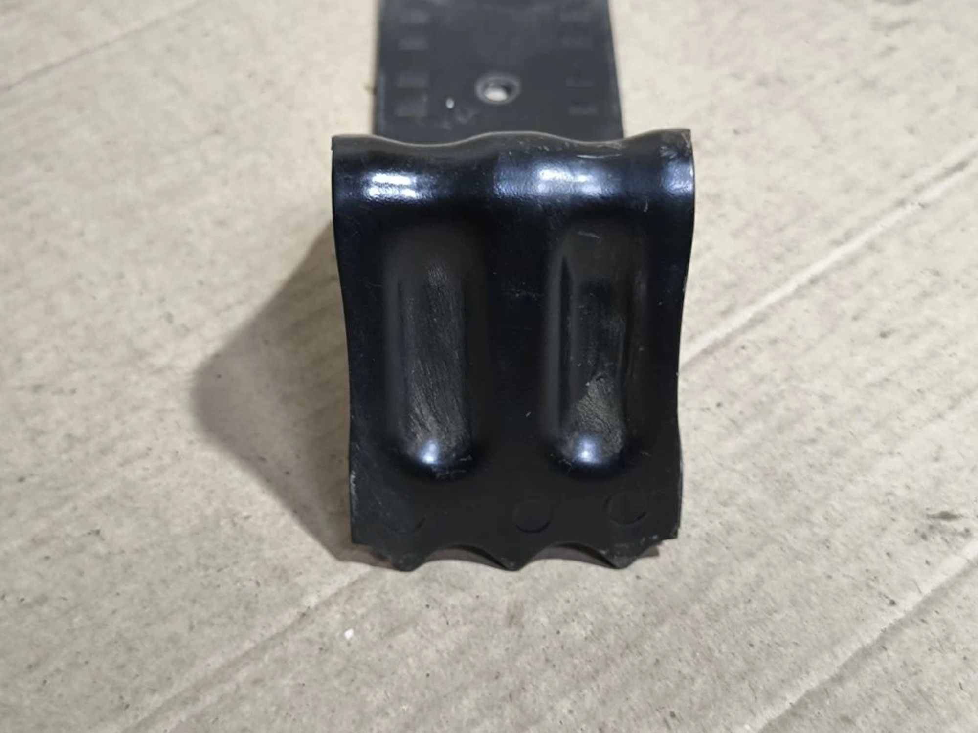 https://ycs.partsauto.market/partsauto-images/thmbs/userImages/d89d66a30f14dbad161fb7a986aa0fe5/part/a7499556-782d-4618-85a0-579fd7877b63_1780931565053.jpg