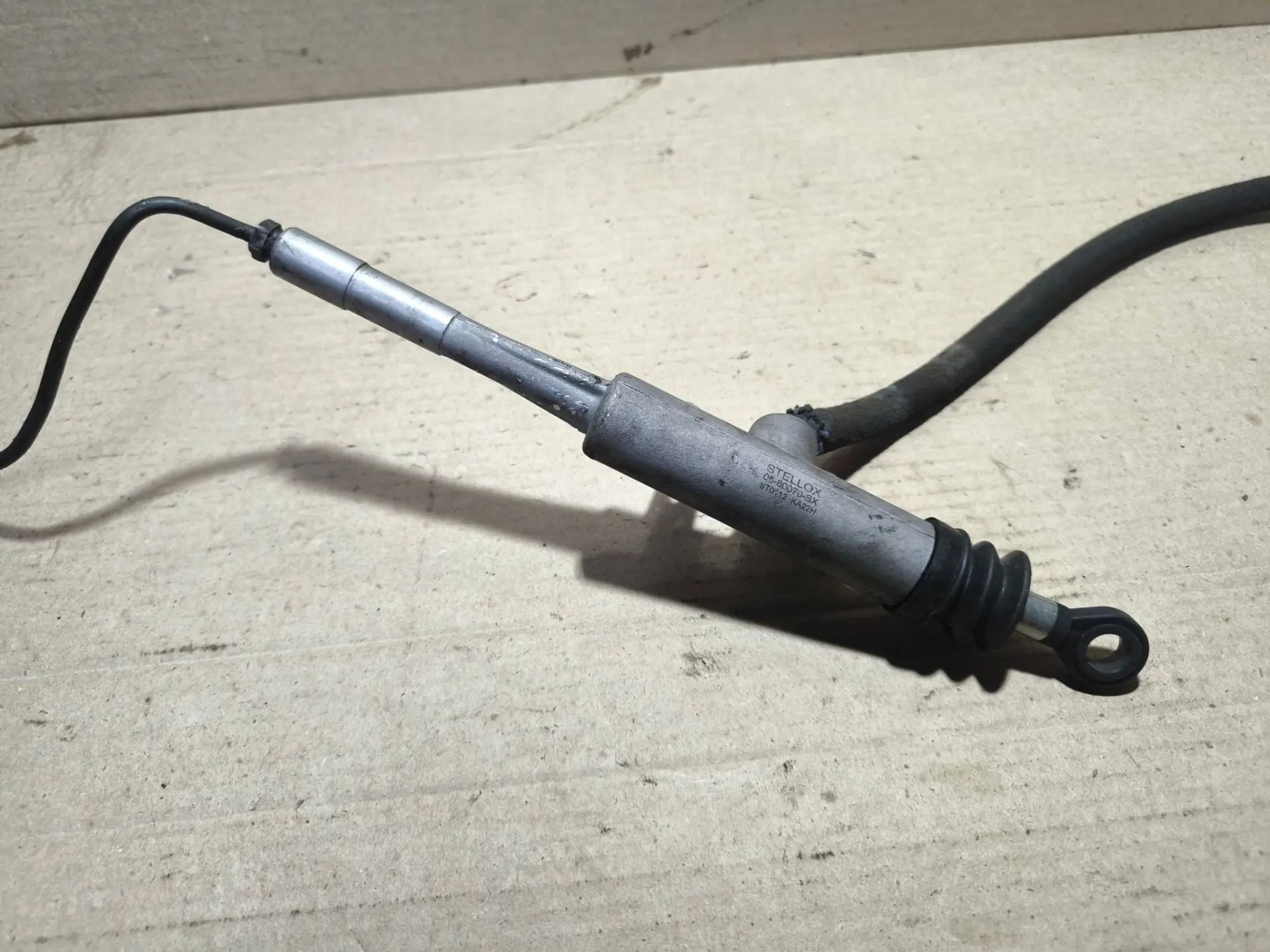 https://ycs.partsauto.market/partsauto-images/thmbs/userImages/d89d66a30f14dbad161fb7a986aa0fe5/part/a756e0ca-3332-4edc-be5f-e087f770ff9b_1783053821740.jpg