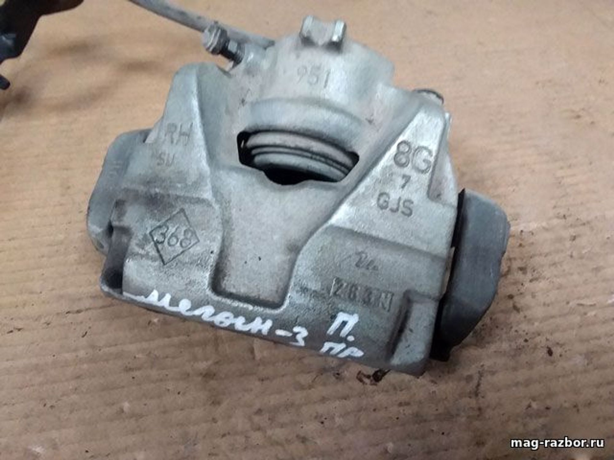 https://ycs.partsauto.market/partsauto-images/thmbs/userImages/d89d66a30f14dbad161fb7a986aa0fe5/part/aae0ce69-8dba-48cb-b31a-2c731902ff75_1720080687330.jpg