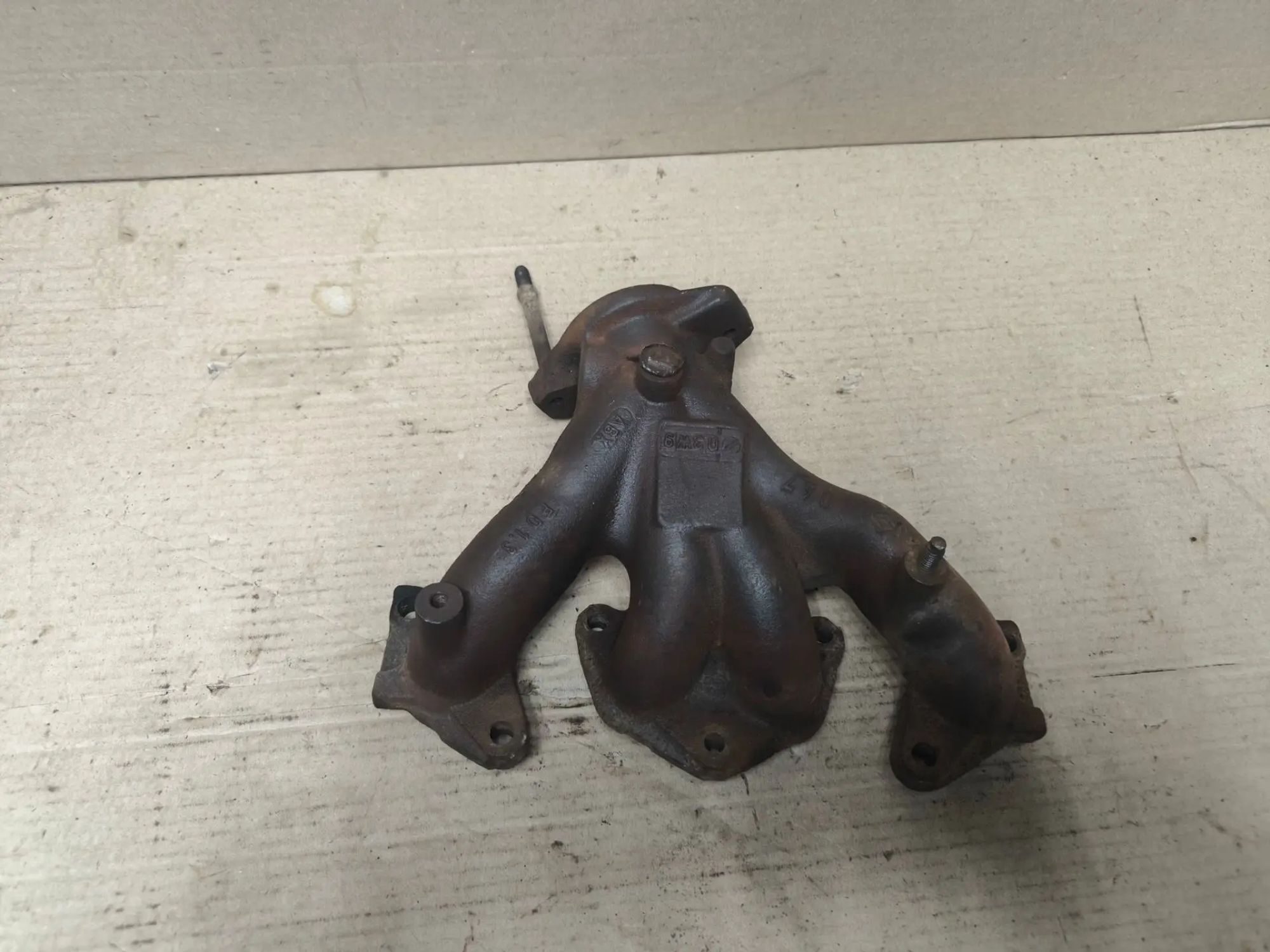 https://ycs.partsauto.market/partsauto-images/thmbs/userImages/d89d66a30f14dbad161fb7a986aa0fe5/part/ab148123-5d20-41e4-9e2d-f43fe5deb366_1783856635060.jpg