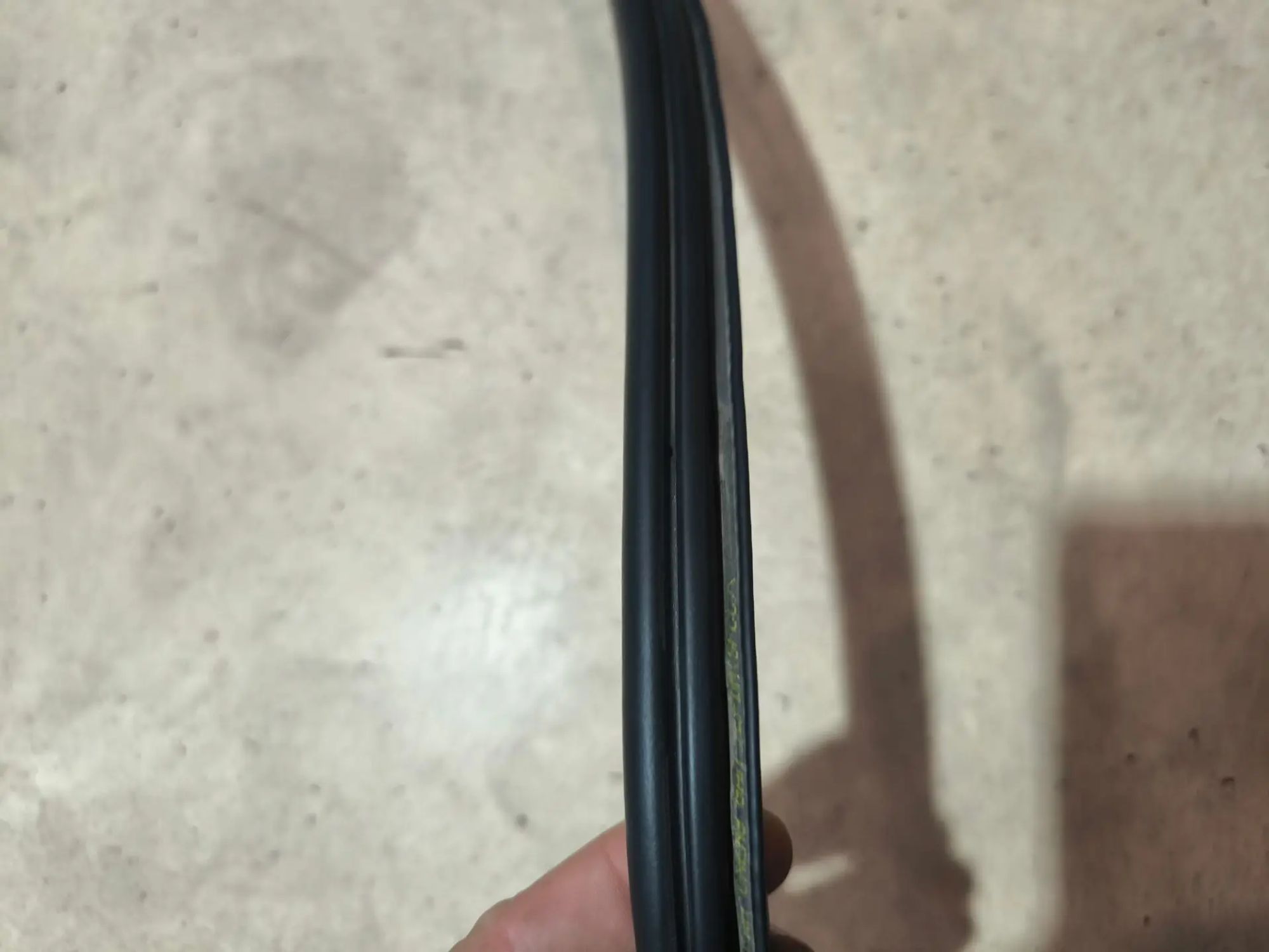 https://ycs.partsauto.market/partsauto-images/thmbs/userImages/d89d66a30f14dbad161fb7a986aa0fe5/part/ac3fdffe-beac-4c32-91e6-be9498b97fd2_1785562971912.jpg
