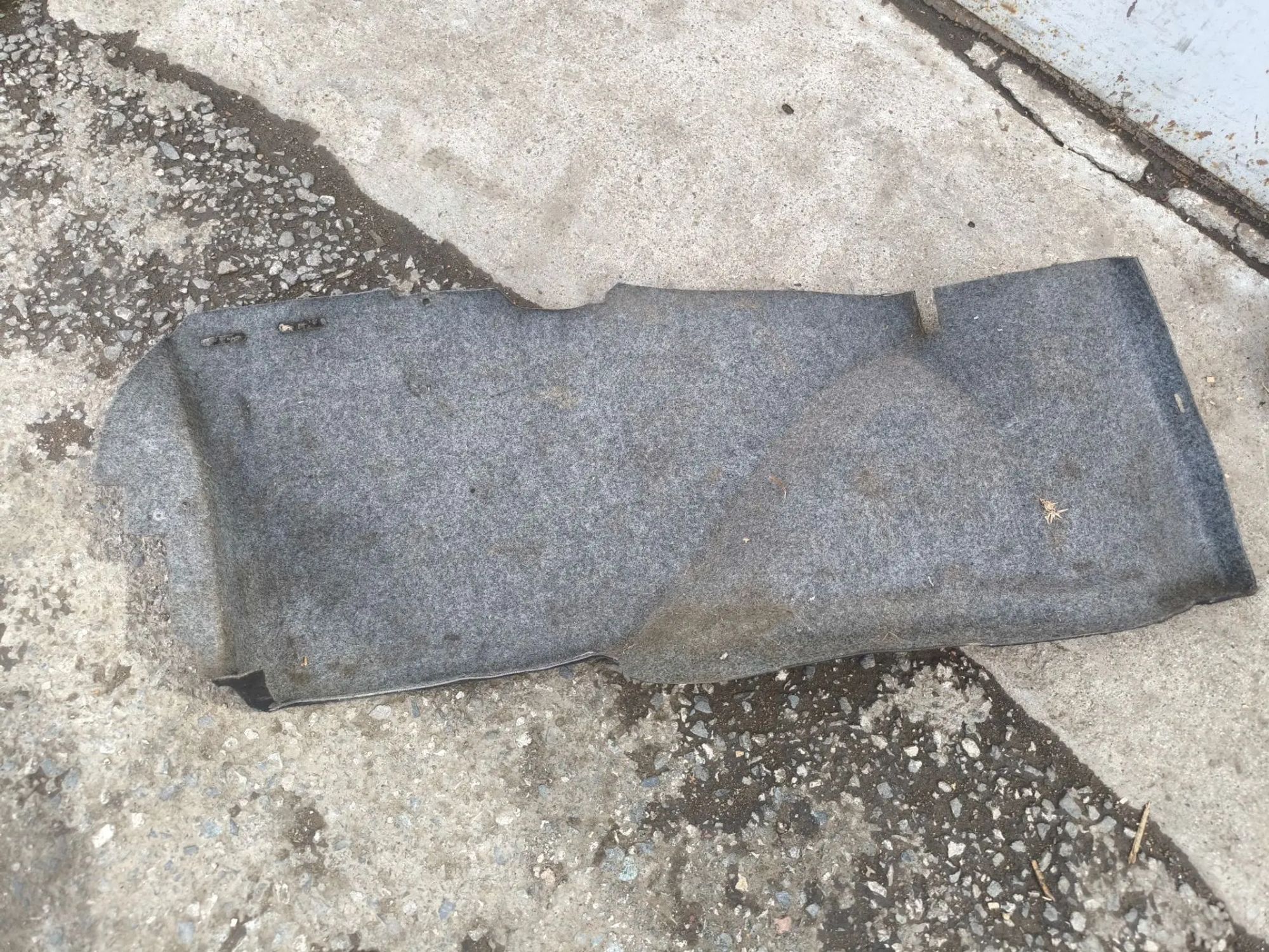 https://ycs.partsauto.market/partsauto-images/thmbs/userImages/d89d66a30f14dbad161fb7a986aa0fe5/part/acd40ad3-fb26-4722-b50b-eb3889ab1709_1781803624453.jpg