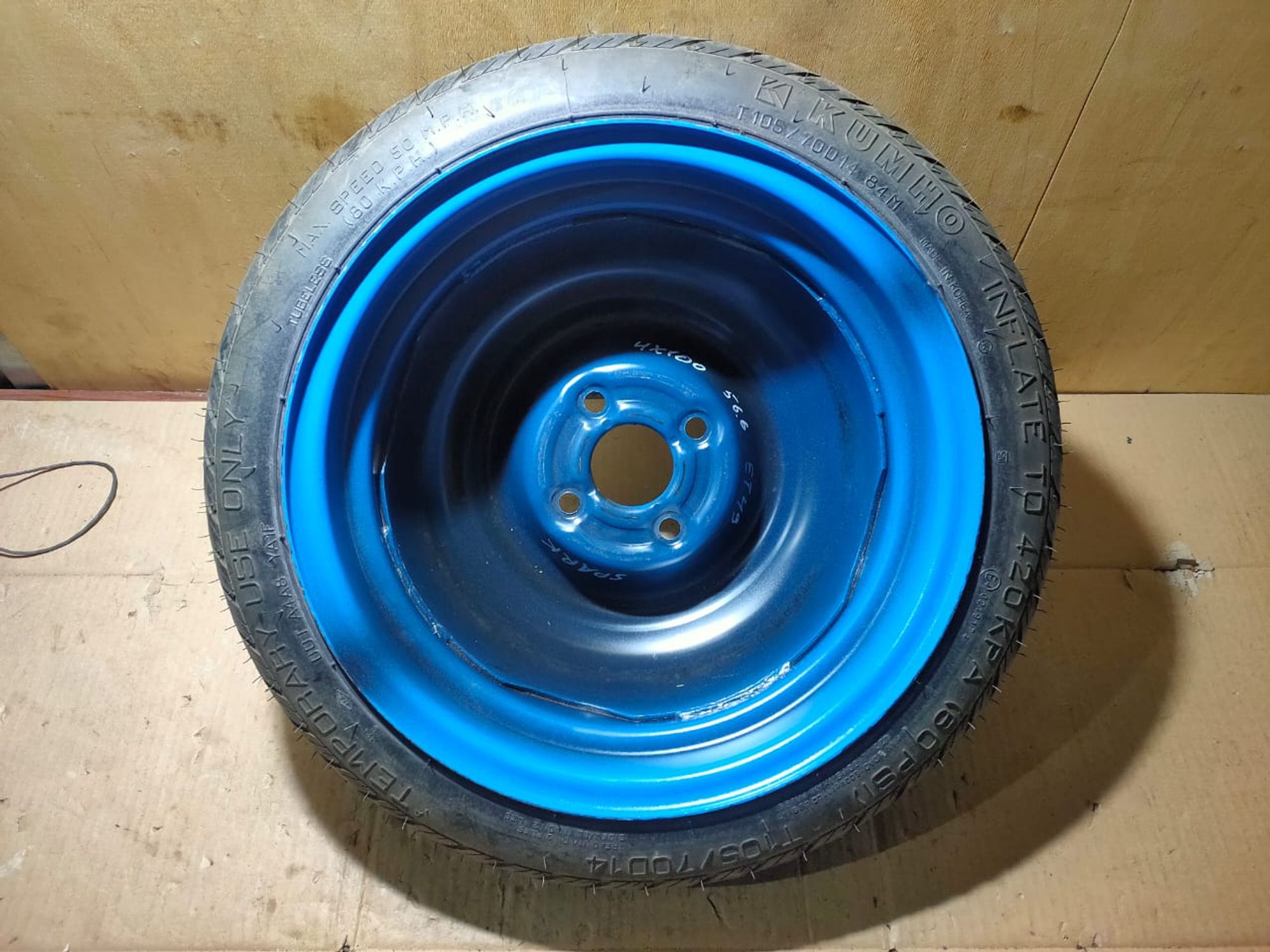 https://ycs.partsauto.market/partsauto-images/thmbs/userImages/d89d66a30f14dbad161fb7a986aa0fe5/part/acf9ecb6-0205-480b-83a8-4d124a000a1e_1731048768908.jpg