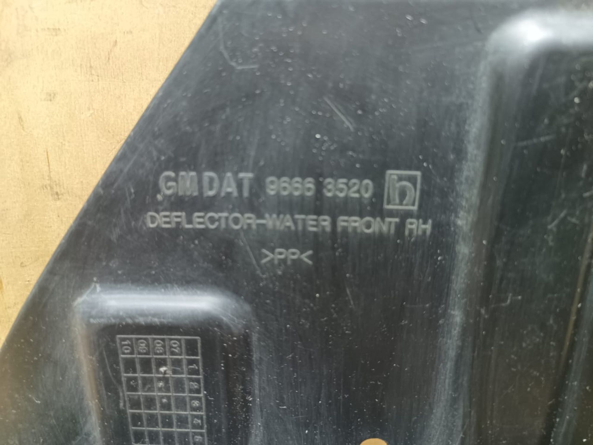 https://ycs.partsauto.market/partsauto-images/thmbs/userImages/d89d66a30f14dbad161fb7a986aa0fe5/part/ad4fa8bb-8a4f-4634-aeff-7799dbd7cca3_1740646606240.jpg