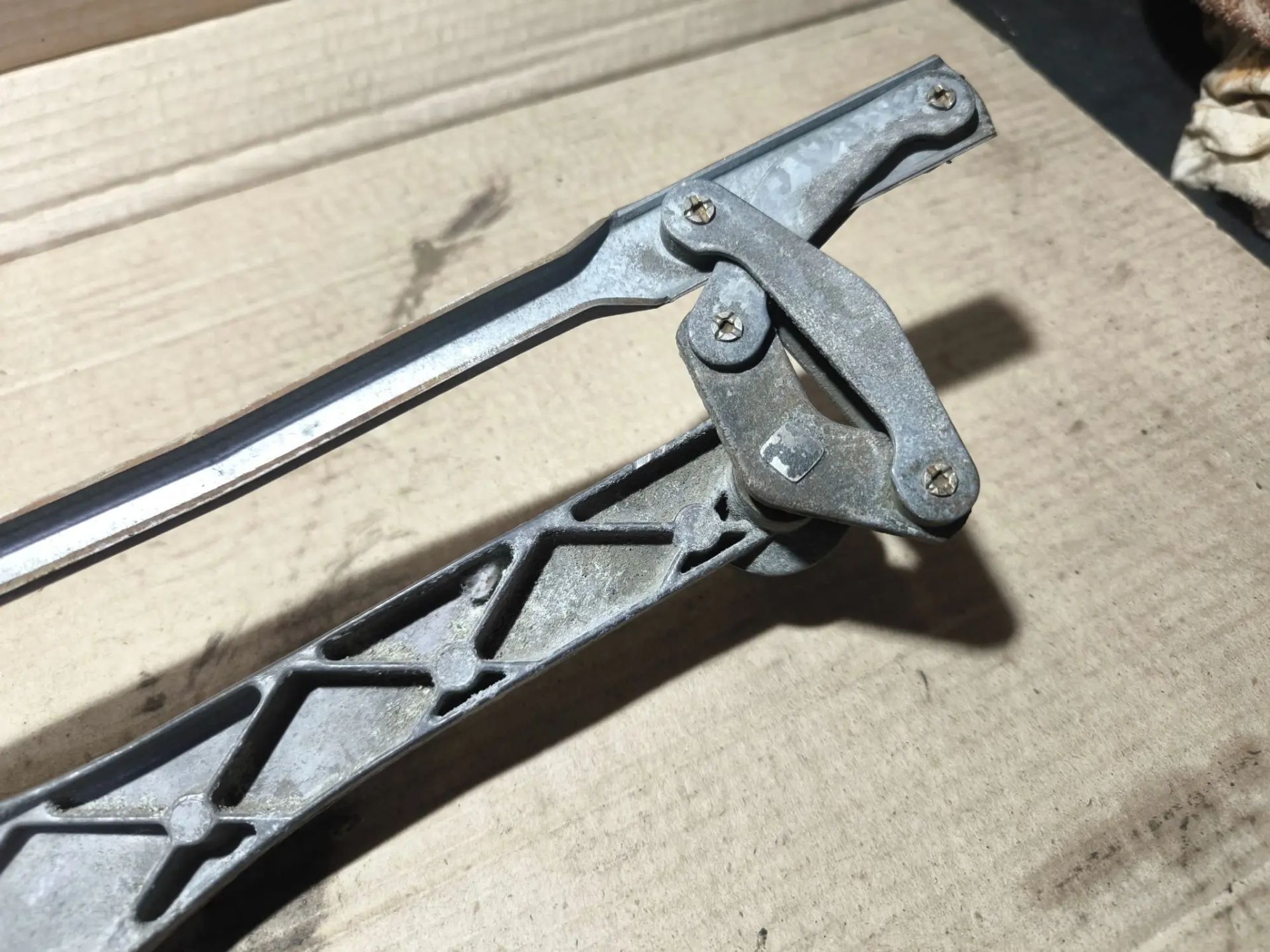 https://ycs.partsauto.market/partsauto-images/thmbs/userImages/d89d66a30f14dbad161fb7a986aa0fe5/part/aef7fc3a-f0bc-4fc7-b7a5-c5b11ee72d79_1782656419668.jpg