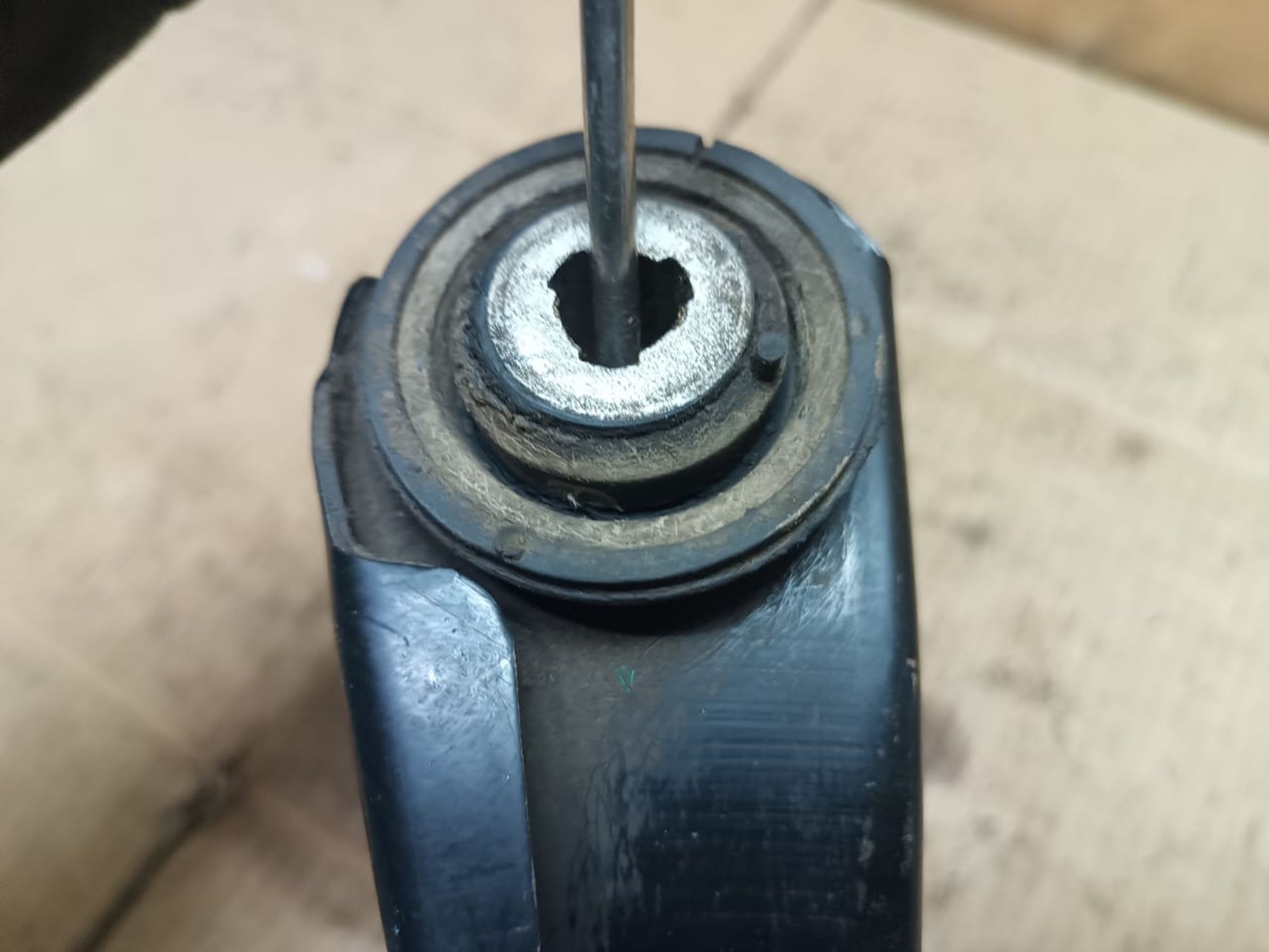 https://ycs.partsauto.market/partsauto-images/thmbs/userImages/d89d66a30f14dbad161fb7a986aa0fe5/part/b05b402d-b964-4d58-9383-d12544f6fb53_1739426757300.jpg