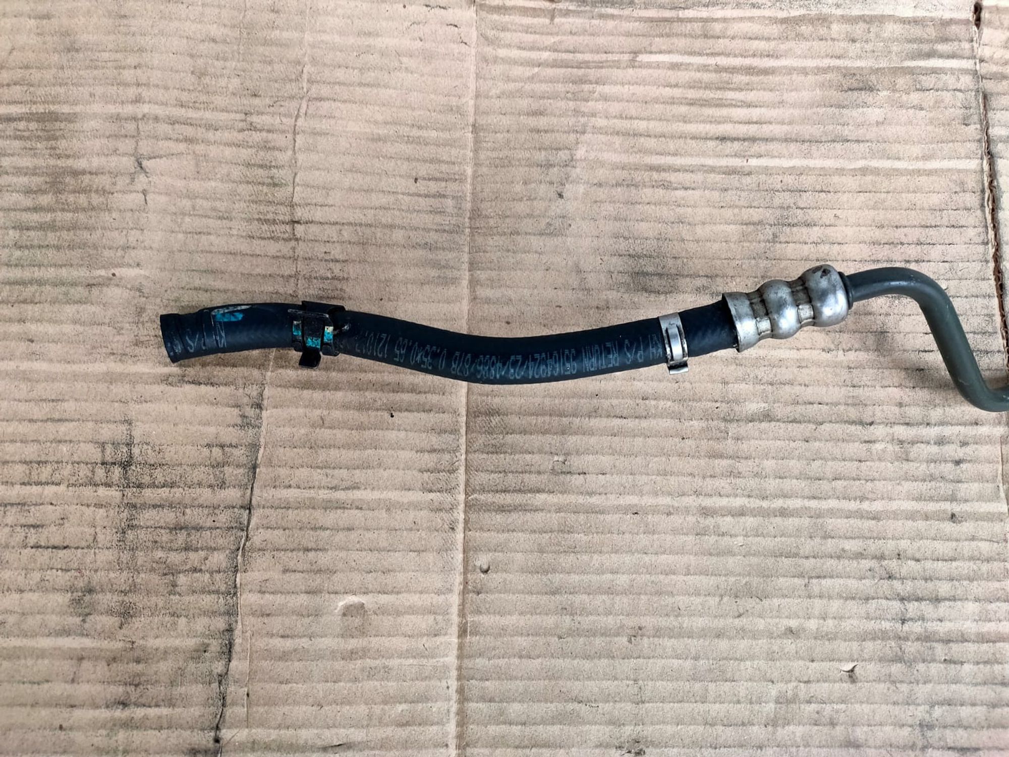 https://ycs.partsauto.market/partsauto-images/thmbs/userImages/d89d66a30f14dbad161fb7a986aa0fe5/part/b17ea548-638a-41ec-8e5c-610b635ca07e_1730129369282.jpg
