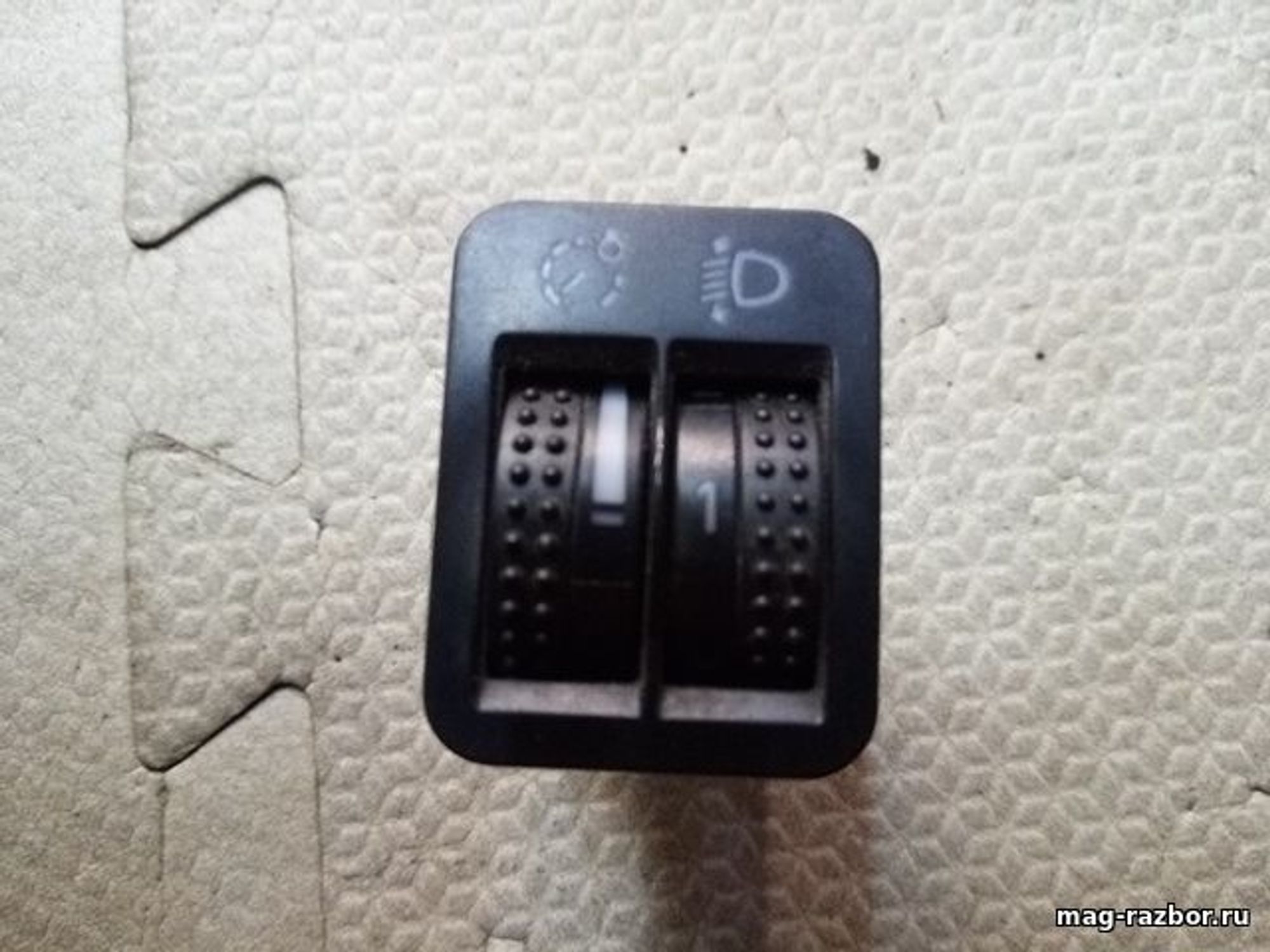 https://ycs.partsauto.market/partsauto-images/thmbs/userImages/d89d66a30f14dbad161fb7a986aa0fe5/part/b1d7dd72-2e2b-44b5-8c4c-b8dea15305bc_1721064877389.jpg