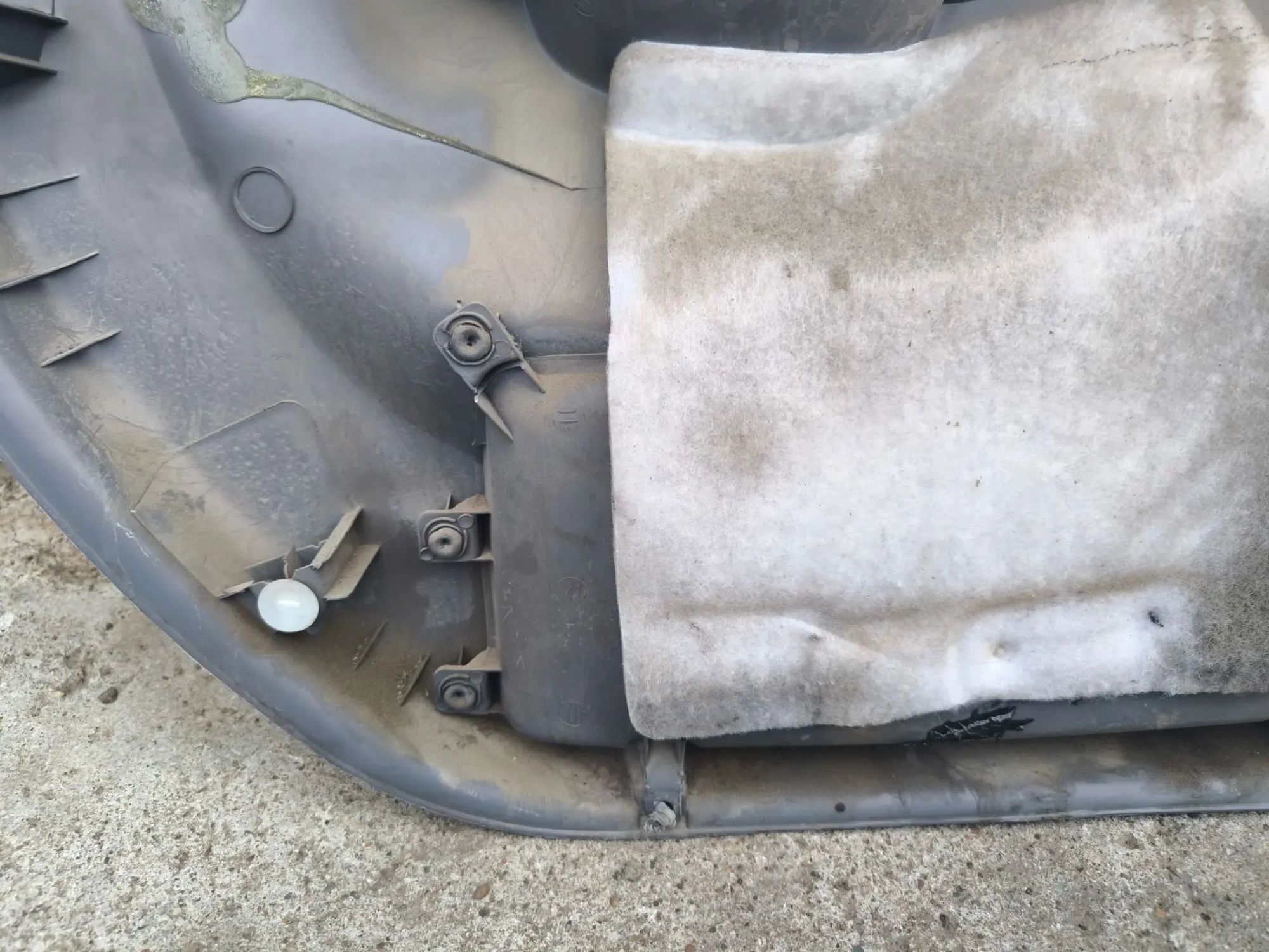 https://ycs.partsauto.market/partsauto-images/thmbs/userImages/d89d66a30f14dbad161fb7a986aa0fe5/part/b2fad100-f7e8-4ee5-a84f-7d8e4f10e599_1784892023434.jpg