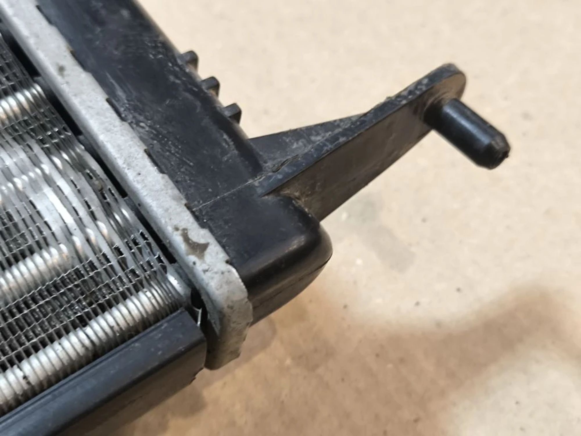 https://ycs.partsauto.market/partsauto-images/thmbs/userImages/d89d66a30f14dbad161fb7a986aa0fe5/part/b4042818-2b9e-4d04-bf85-ca0be08d2454_1779946350765.jpg