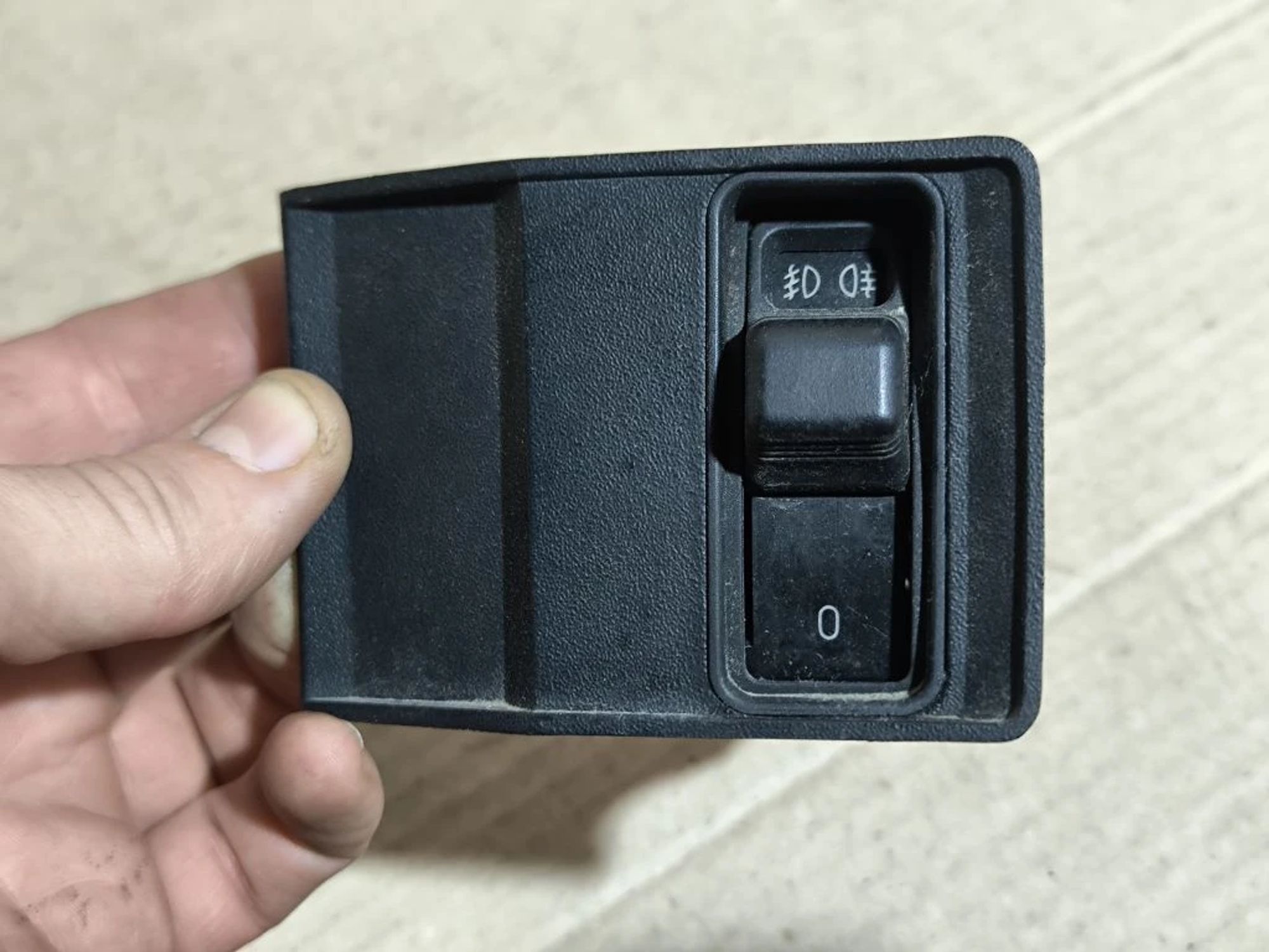 https://ycs.partsauto.market/partsauto-images/thmbs/userImages/d89d66a30f14dbad161fb7a986aa0fe5/part/b48f6da8-2f50-45c5-af55-c3bdd1fa6c85_1781068468812.jpg