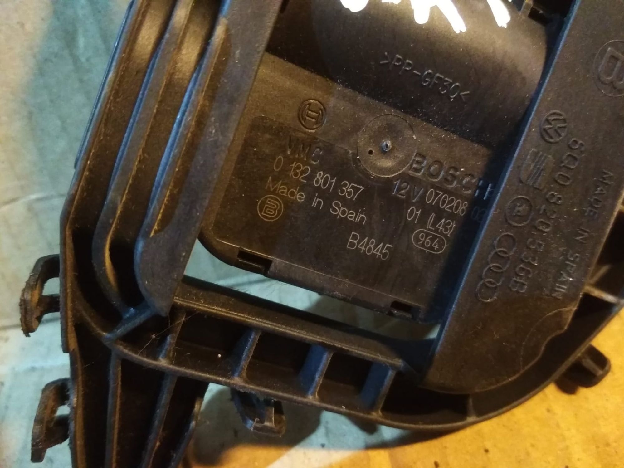 https://ycs.partsauto.market/partsauto-images/thmbs/userImages/d89d66a30f14dbad161fb7a986aa0fe5/part/b7d57ac4-7b03-417b-ac18-522764e07df7_1700462426021.jpg