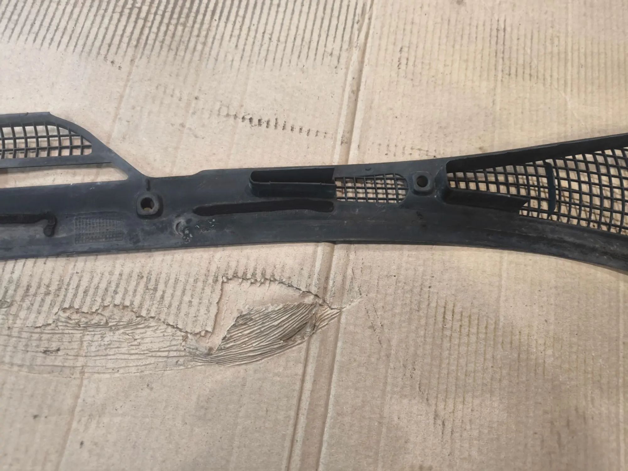 https://ycs.partsauto.market/partsauto-images/thmbs/userImages/d89d66a30f14dbad161fb7a986aa0fe5/part/b870cca1-5c6e-4105-95fa-a0148210bca7_1782407380136.jpg