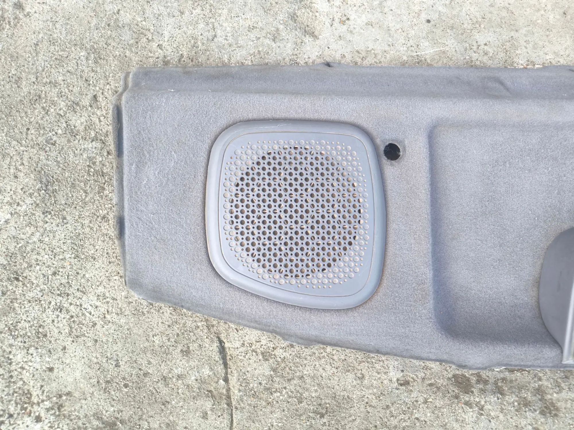 https://ycs.partsauto.market/partsauto-images/thmbs/userImages/d89d66a30f14dbad161fb7a986aa0fe5/part/b8813fb5-b478-42d7-ae3f-53d765234bcf_1784440494934.jpg
