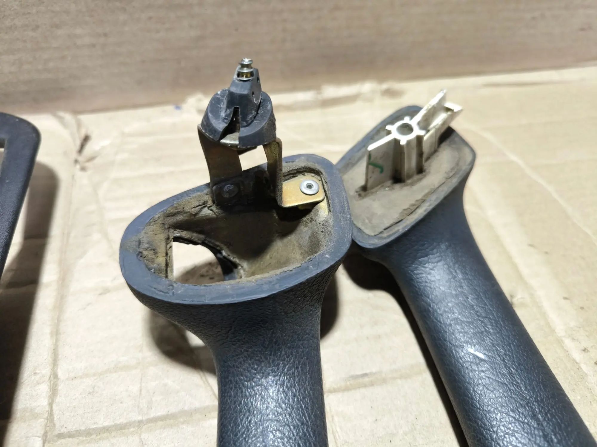 https://ycs.partsauto.market/partsauto-images/thmbs/userImages/d89d66a30f14dbad161fb7a986aa0fe5/part/b8fb5bb6-c1da-4566-9049-e6b90a10ddc8_1782880843878.jpg