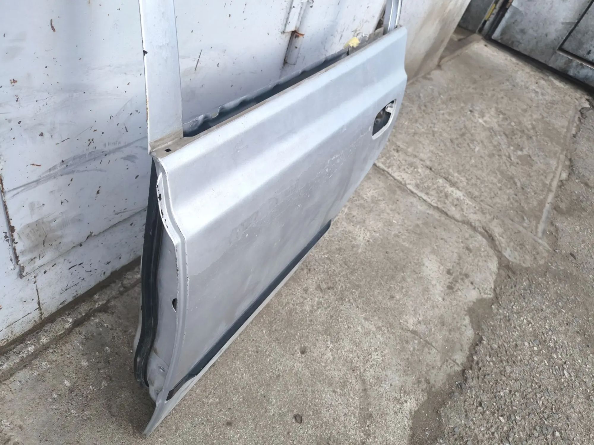 https://ycs.partsauto.market/partsauto-images/thmbs/userImages/d89d66a30f14dbad161fb7a986aa0fe5/part/b974dc69-9b3d-4cc5-a497-d4907b06b4c5_1784473084613.jpg
