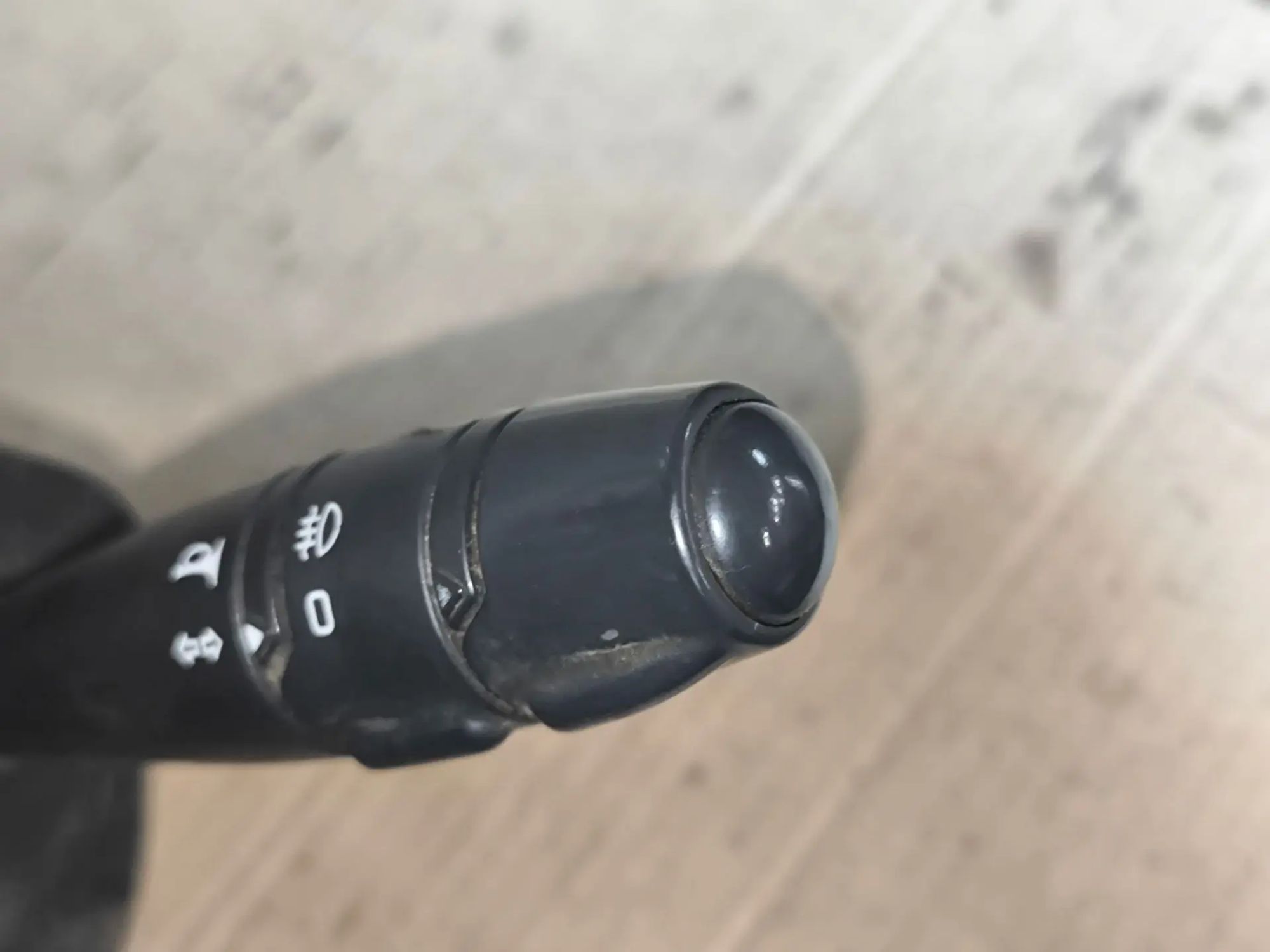 https://ycs.partsauto.market/partsauto-images/thmbs/userImages/d89d66a30f14dbad161fb7a986aa0fe5/part/b9a0a1b7-76f2-4023-8063-aa482e23b882_1781673747309.jpg