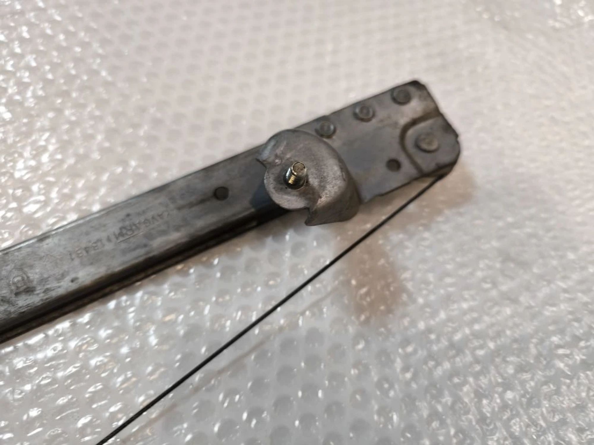 https://ycs.partsauto.market/partsauto-images/thmbs/userImages/d89d66a30f14dbad161fb7a986aa0fe5/part/baec0a1f-dcc5-4ad2-939f-930cfe67dd3d_1777883960500.jpg
