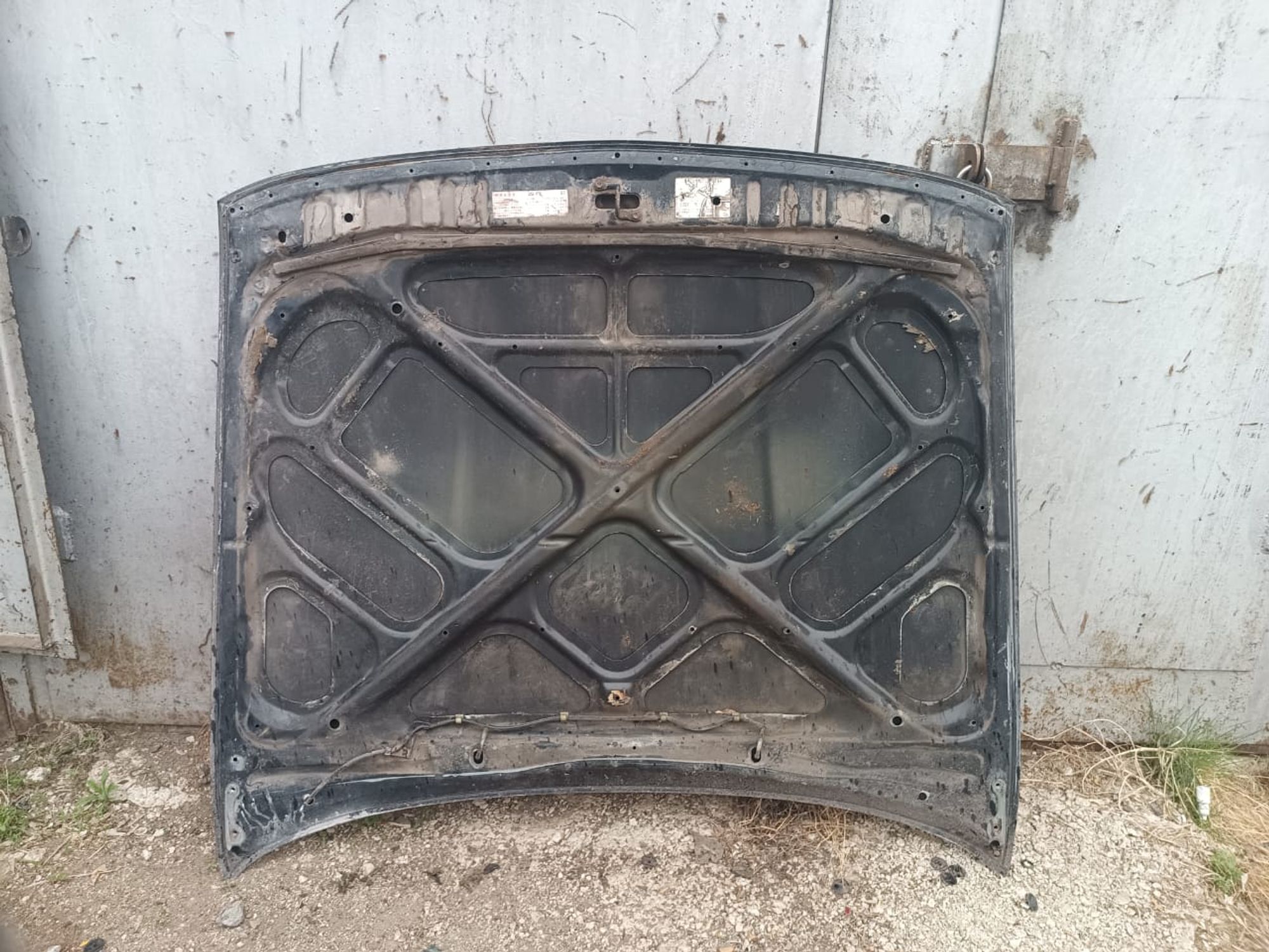 https://ycs.partsauto.market/partsauto-images/thmbs/userImages/d89d66a30f14dbad161fb7a986aa0fe5/part/bb5eca73-8113-4193-b5f3-e7a69b380efb_1715172024776.jpg