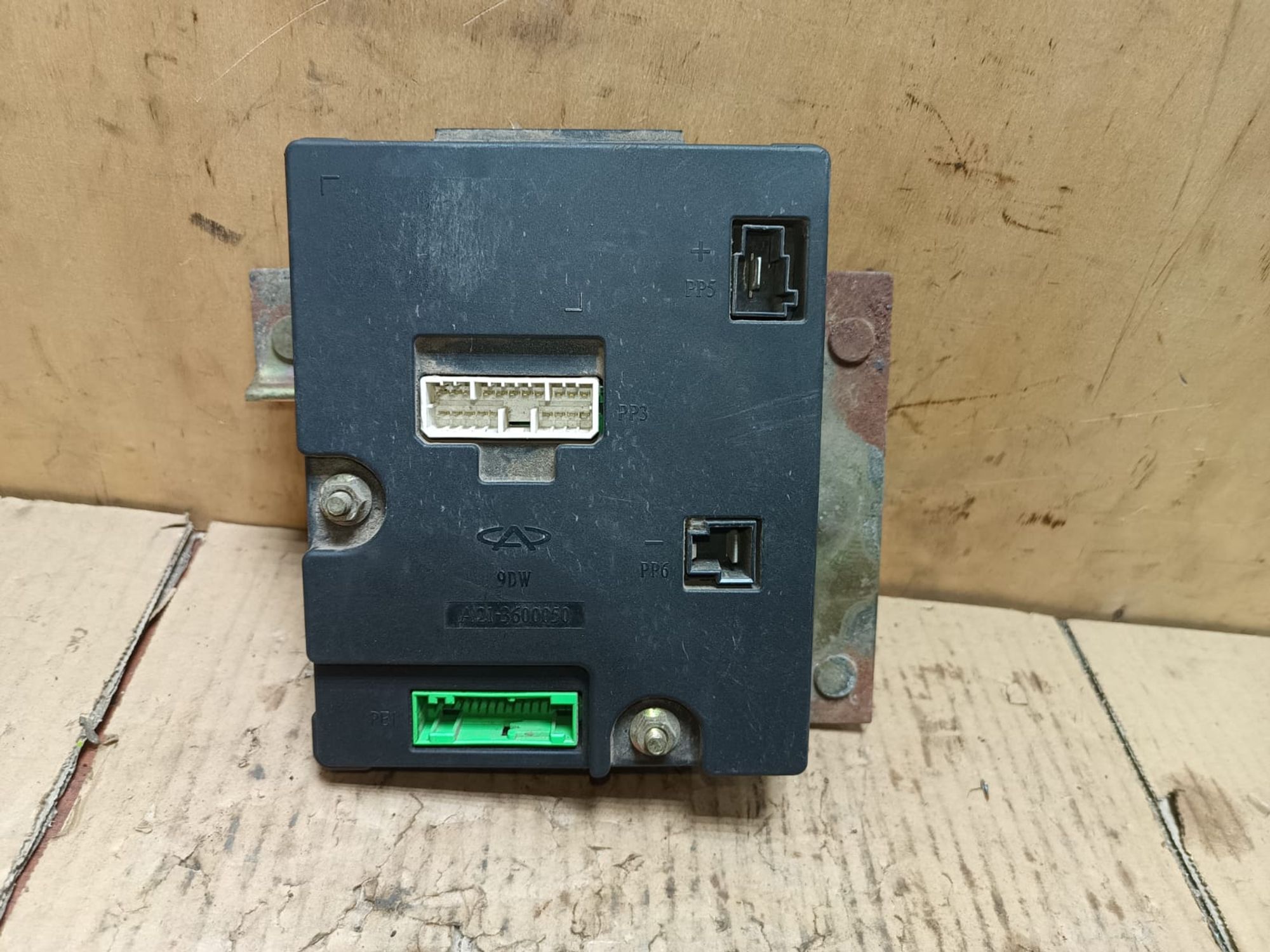 https://ycs.partsauto.market/partsauto-images/thmbs/userImages/d89d66a30f14dbad161fb7a986aa0fe5/part/bba391db-c11a-432a-9da9-47805e8ae043_1740749621127.jpg