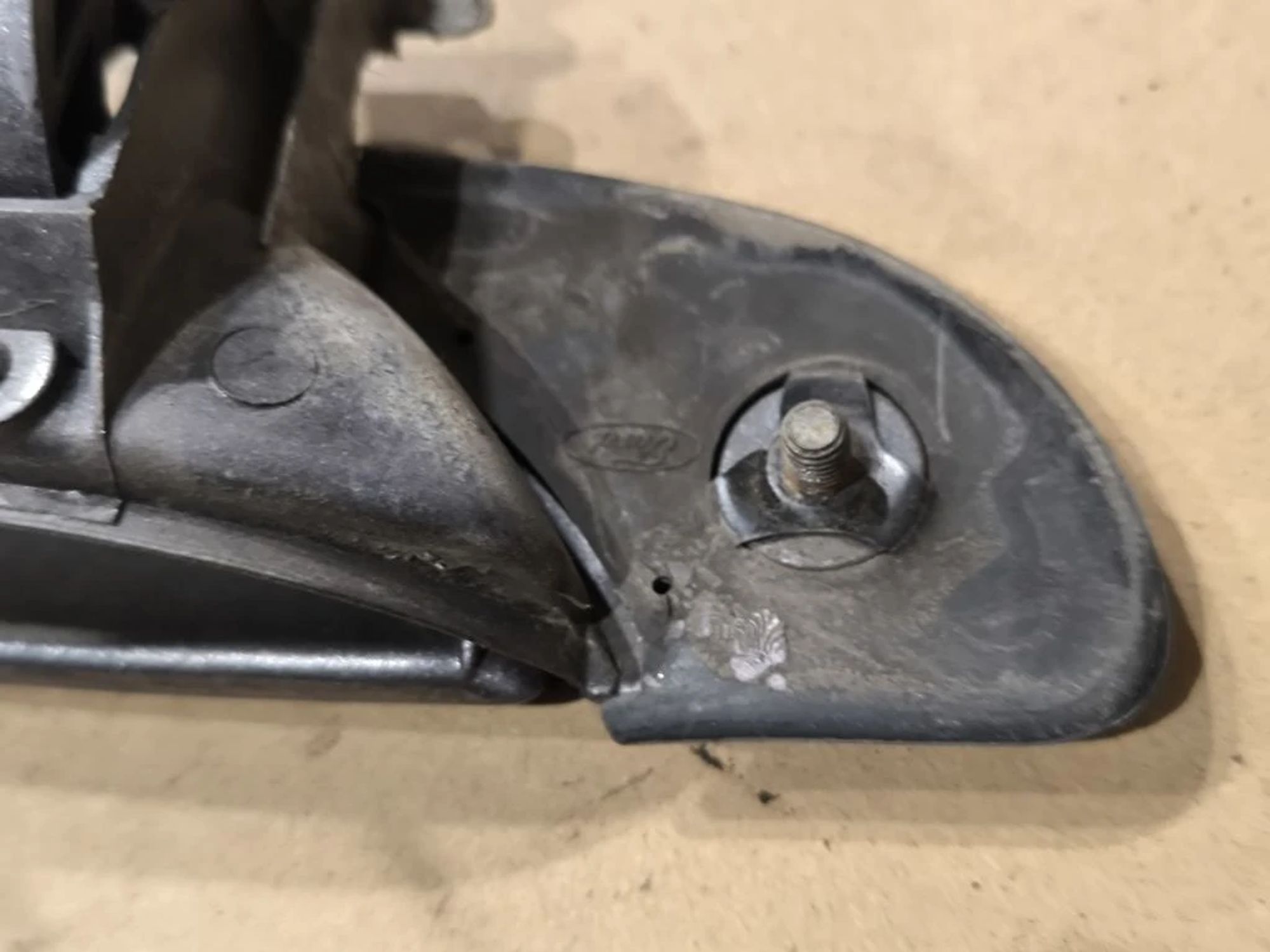 https://ycs.partsauto.market/partsauto-images/thmbs/userImages/d89d66a30f14dbad161fb7a986aa0fe5/part/bbacc5bf-f248-4f37-9324-cfba2675a01e_1776848298640.jpg