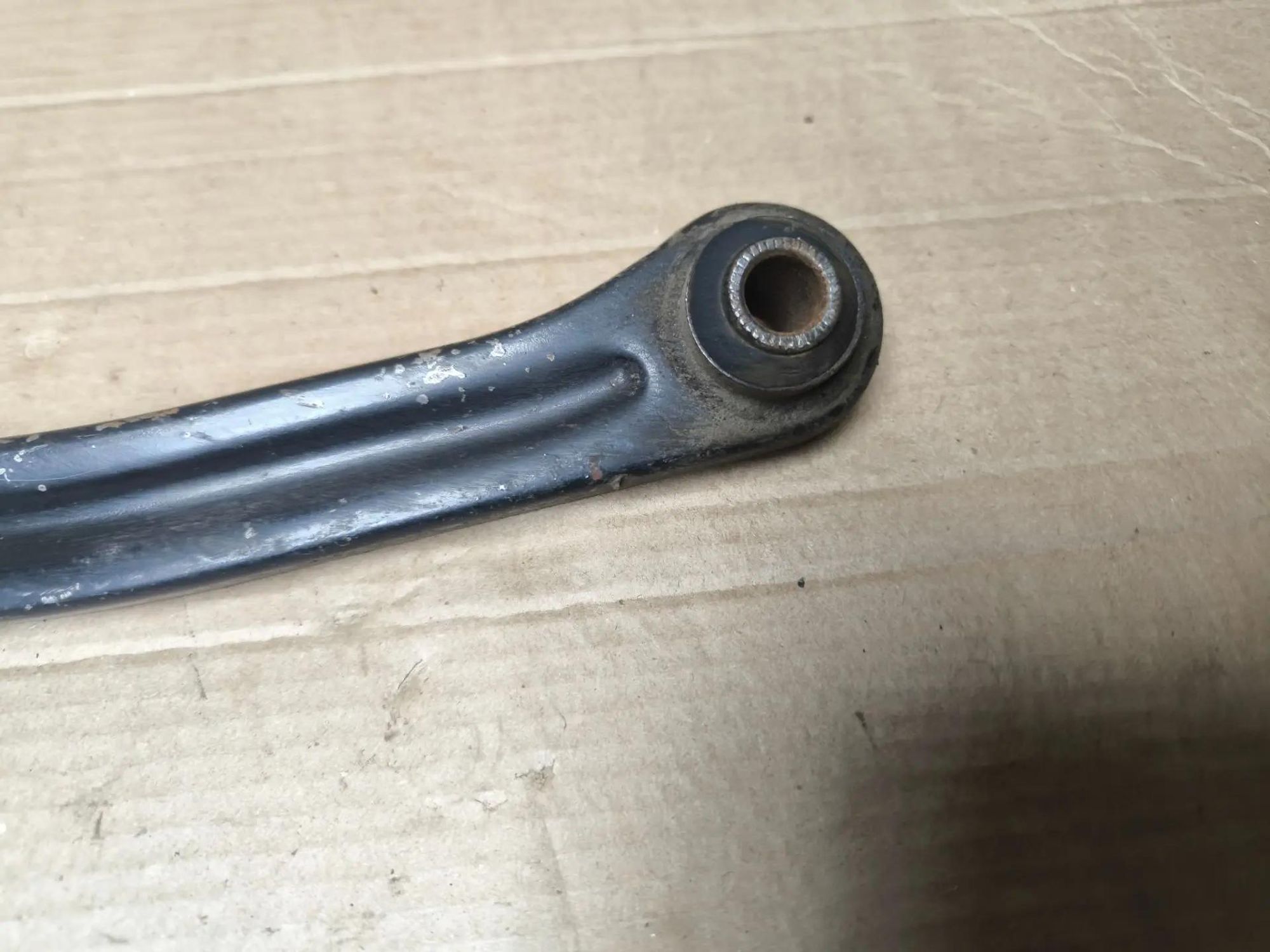 https://ycs.partsauto.market/partsauto-images/thmbs/userImages/d89d66a30f14dbad161fb7a986aa0fe5/part/bc350e58-8c30-47d3-958c-da6ce8b827e2_1786118569347.jpg