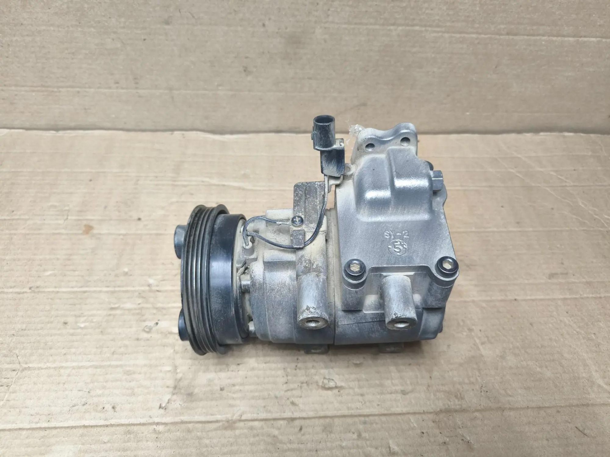 https://ycs.partsauto.market/partsauto-images/thmbs/userImages/d89d66a30f14dbad161fb7a986aa0fe5/part/bd8ba0a5-22df-4352-bbc4-0a14d41d1f77_1787033409200.jpg