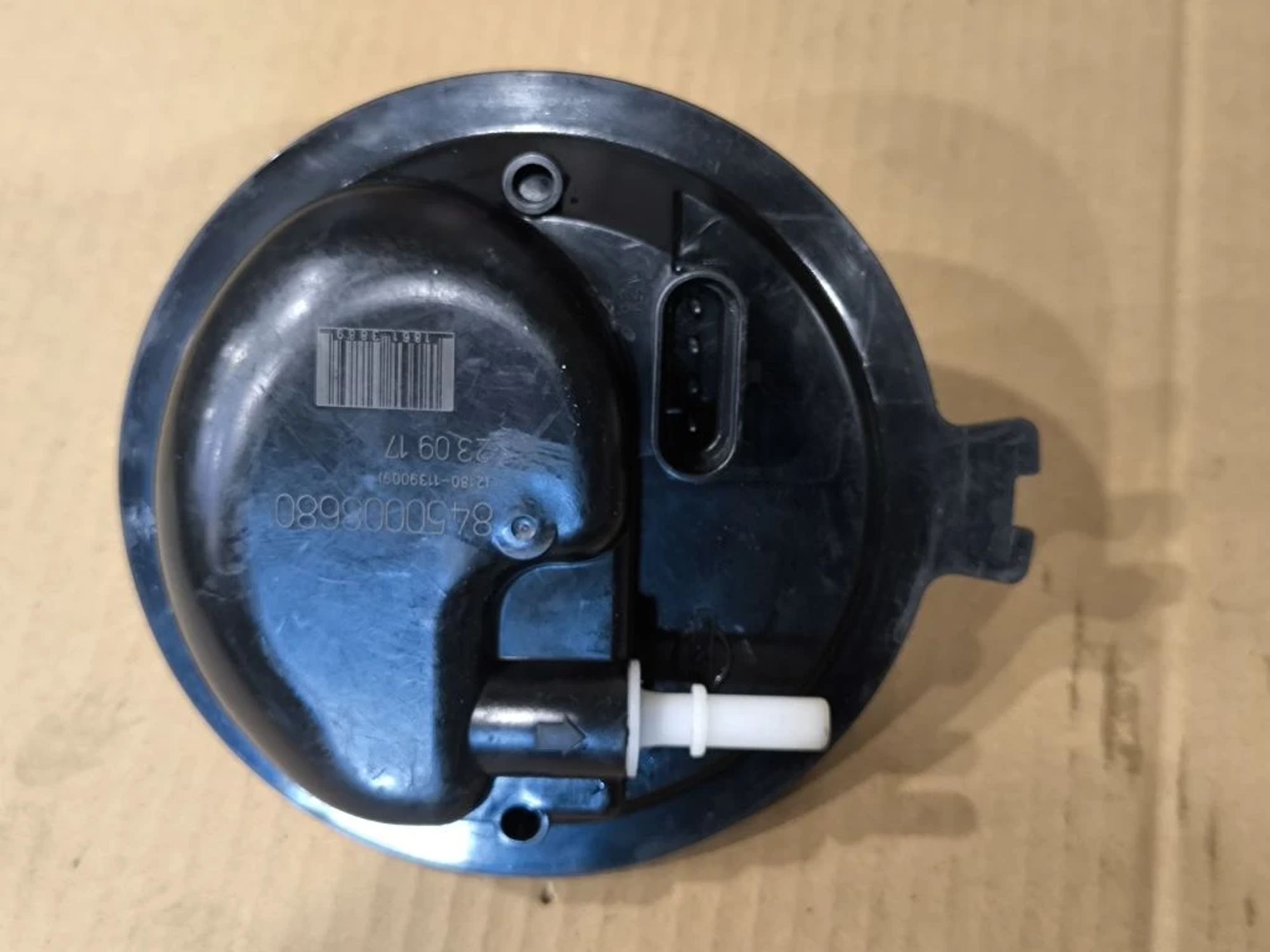 https://ycs.partsauto.market/partsauto-images/thmbs/userImages/d89d66a30f14dbad161fb7a986aa0fe5/part/bda43199-0458-4455-8a0d-7eb751c631c6_1777899189696.jpg