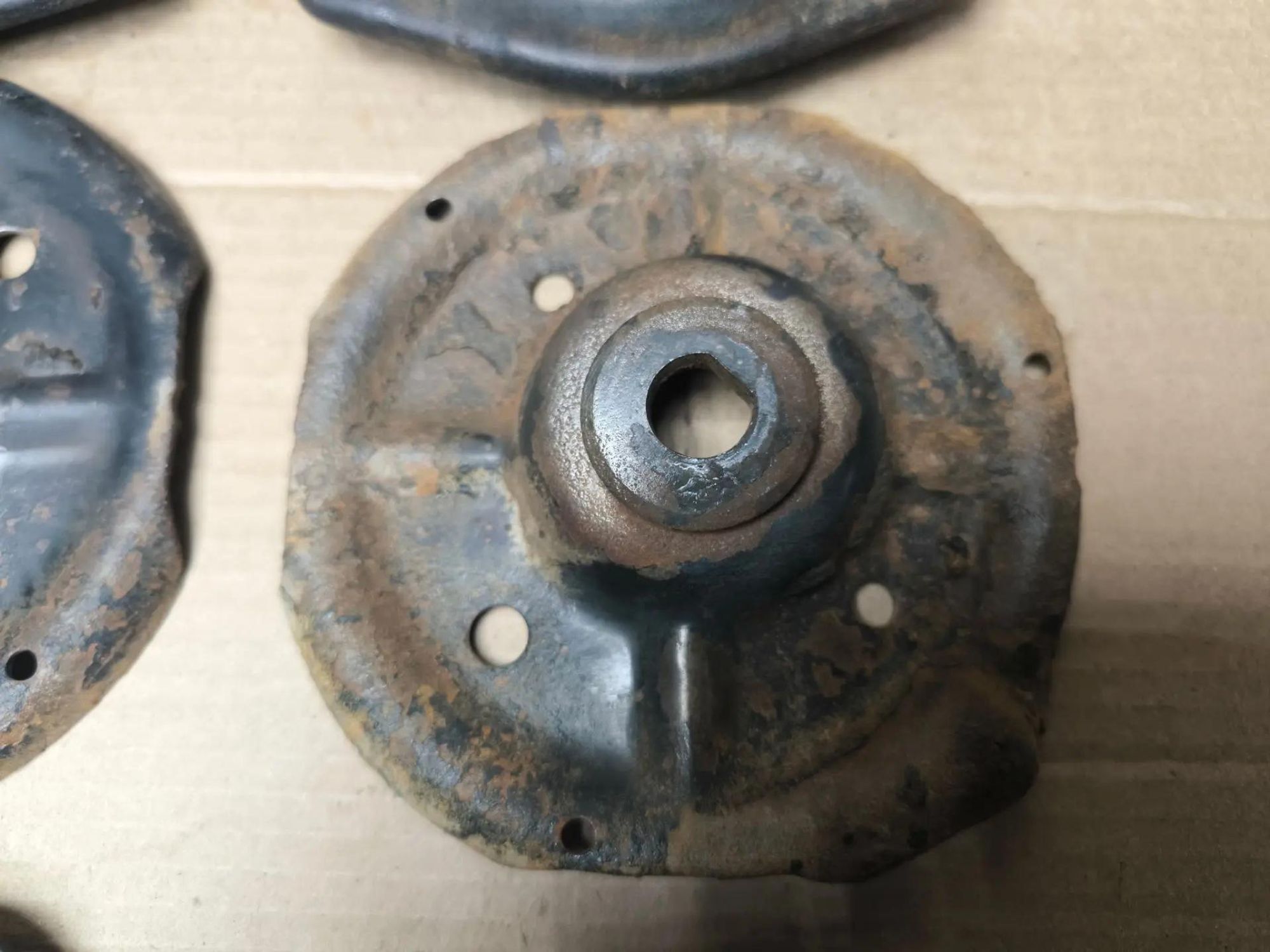 https://ycs.partsauto.market/partsauto-images/thmbs/userImages/d89d66a30f14dbad161fb7a986aa0fe5/part/be3478c0-f776-43ff-8816-0868e582859c_1786976762354.jpg