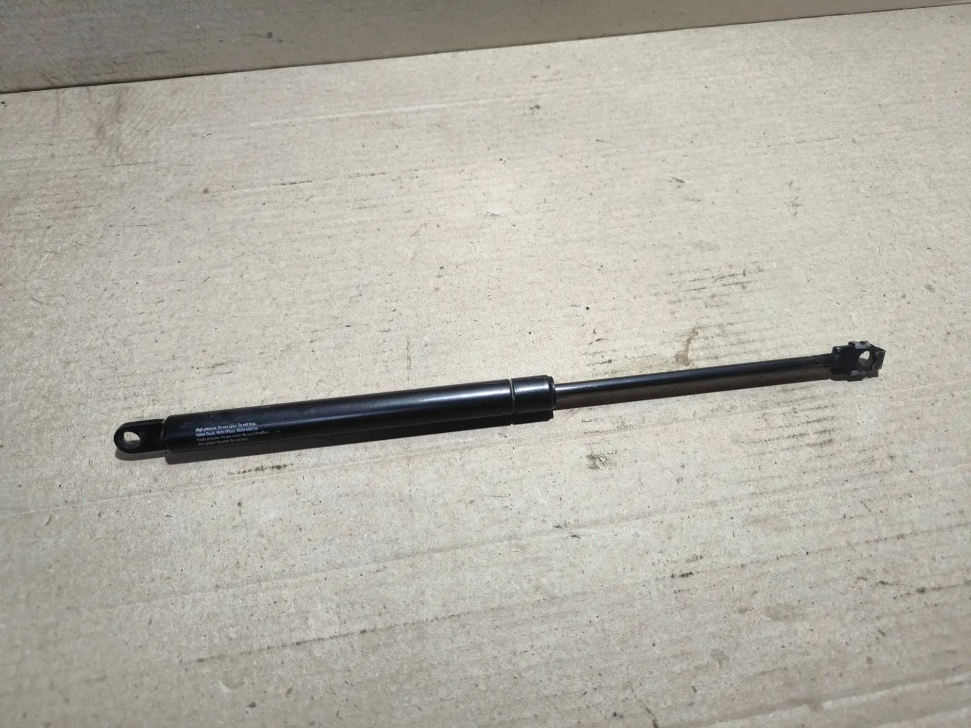 https://ycs.partsauto.market/partsauto-images/thmbs/userImages/d89d66a30f14dbad161fb7a986aa0fe5/part/bed68277-9ea3-4645-b797-acaa8089e296_1783000172864.jpg