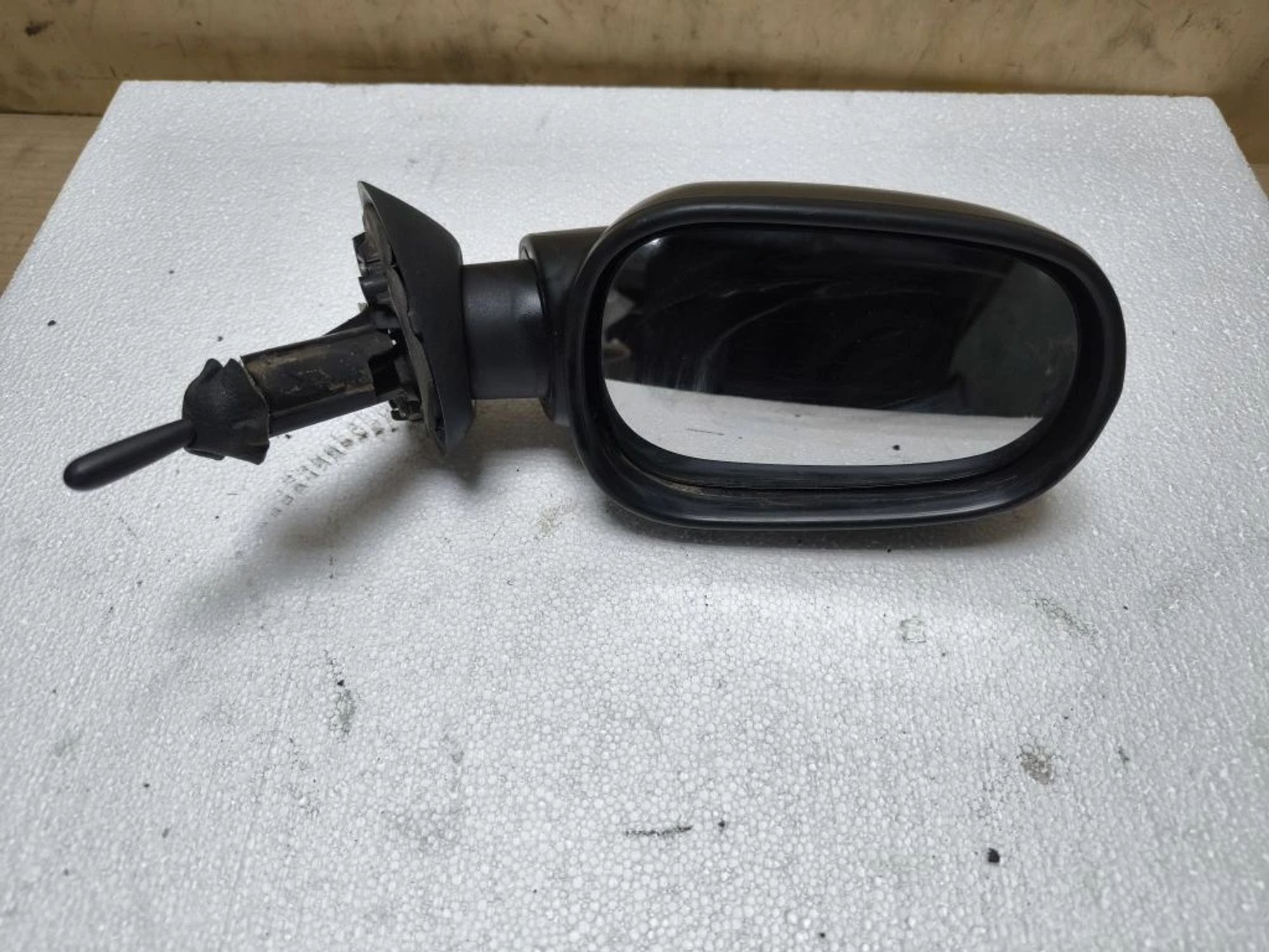 https://ycs.partsauto.market/partsauto-images/thmbs/userImages/d89d66a30f14dbad161fb7a986aa0fe5/part/bf1401f2-a2e9-4111-b0ba-9647f5b493b3_1776076295750.jpg