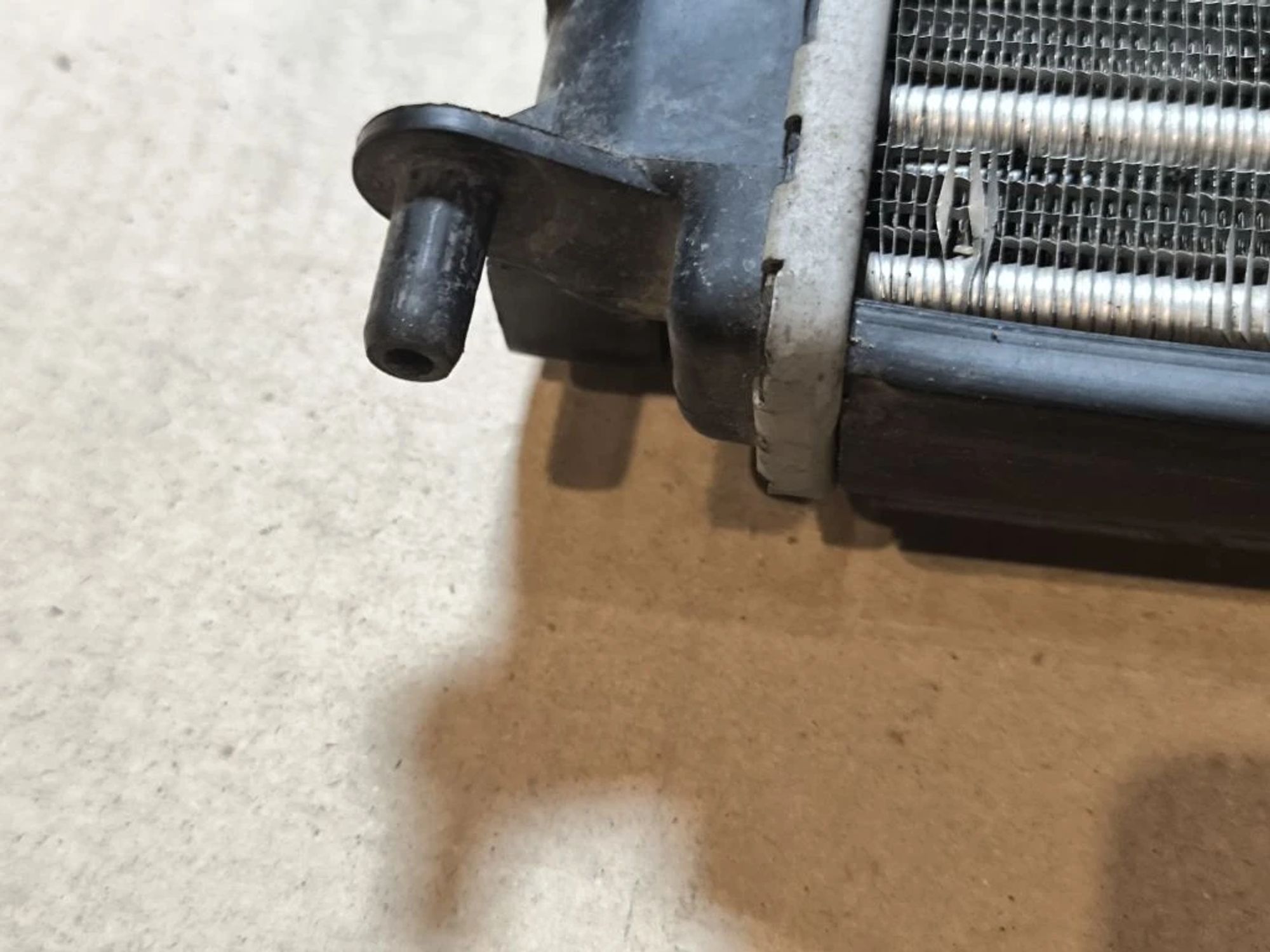 https://ycs.partsauto.market/partsauto-images/thmbs/userImages/d89d66a30f14dbad161fb7a986aa0fe5/part/bf499045-f1d0-4e02-9258-3287fa3c6ee7_1779946351047.jpg