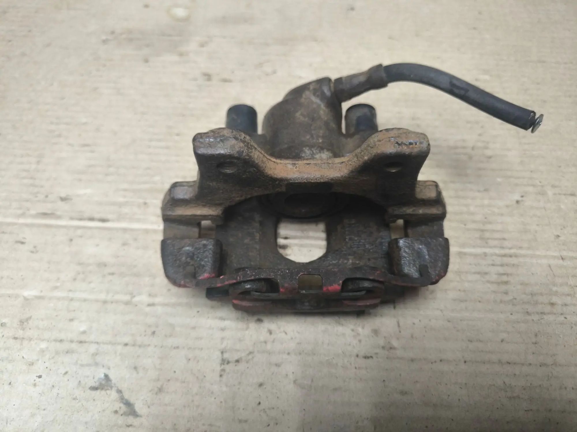 https://ycs.partsauto.market/partsauto-images/thmbs/userImages/d89d66a30f14dbad161fb7a986aa0fe5/part/bf5965ad-255e-4edf-99cd-49c55710c697_1783525914140.jpg