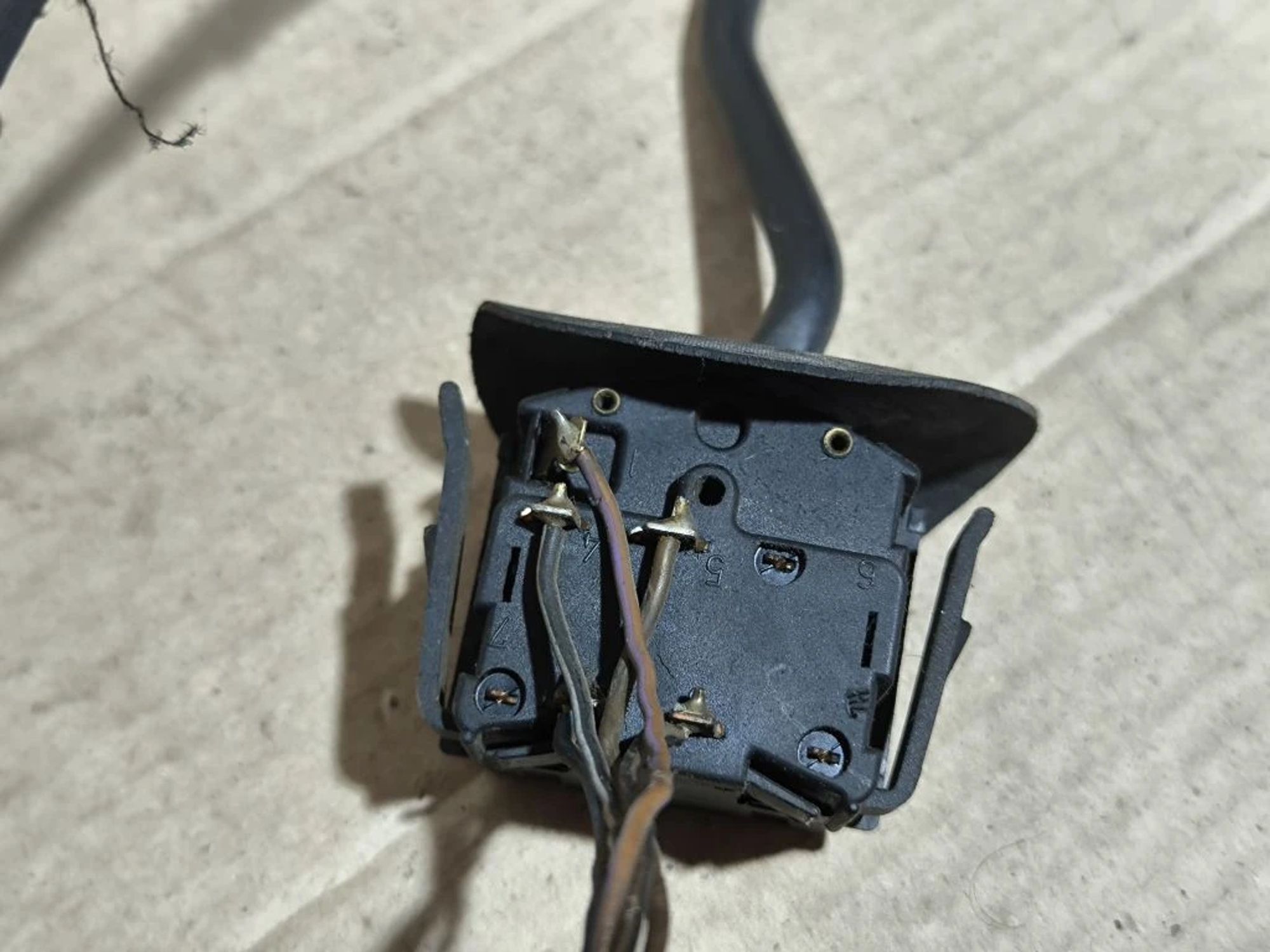 https://ycs.partsauto.market/partsauto-images/thmbs/userImages/d89d66a30f14dbad161fb7a986aa0fe5/part/c03312b0-9d7f-4486-91eb-8f12f2d705de_1781066769215.jpg