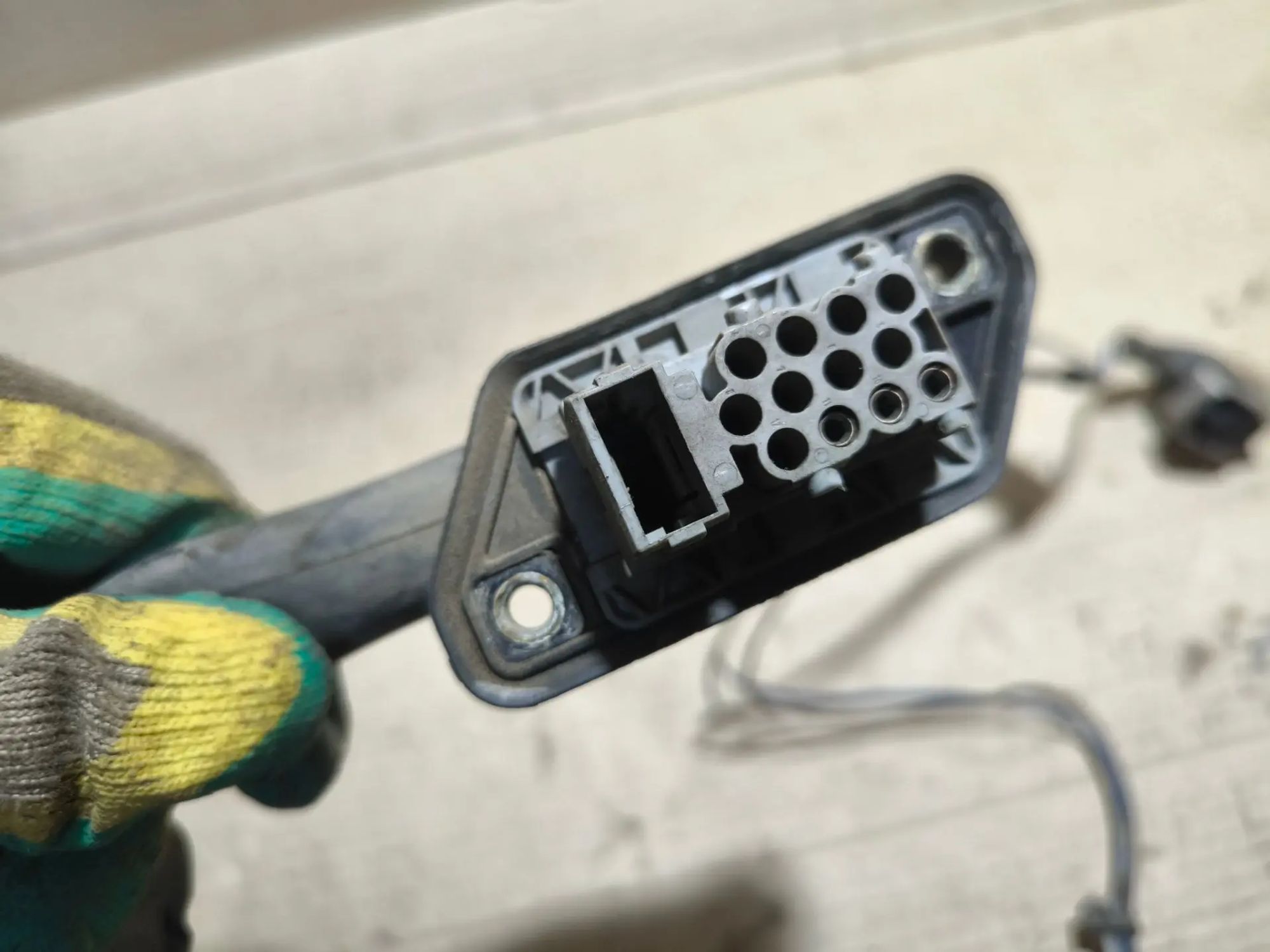 https://ycs.partsauto.market/partsauto-images/thmbs/userImages/d89d66a30f14dbad161fb7a986aa0fe5/part/c0b06ab2-d04a-44e8-a87c-286f7e694c37_1781802513866.jpg