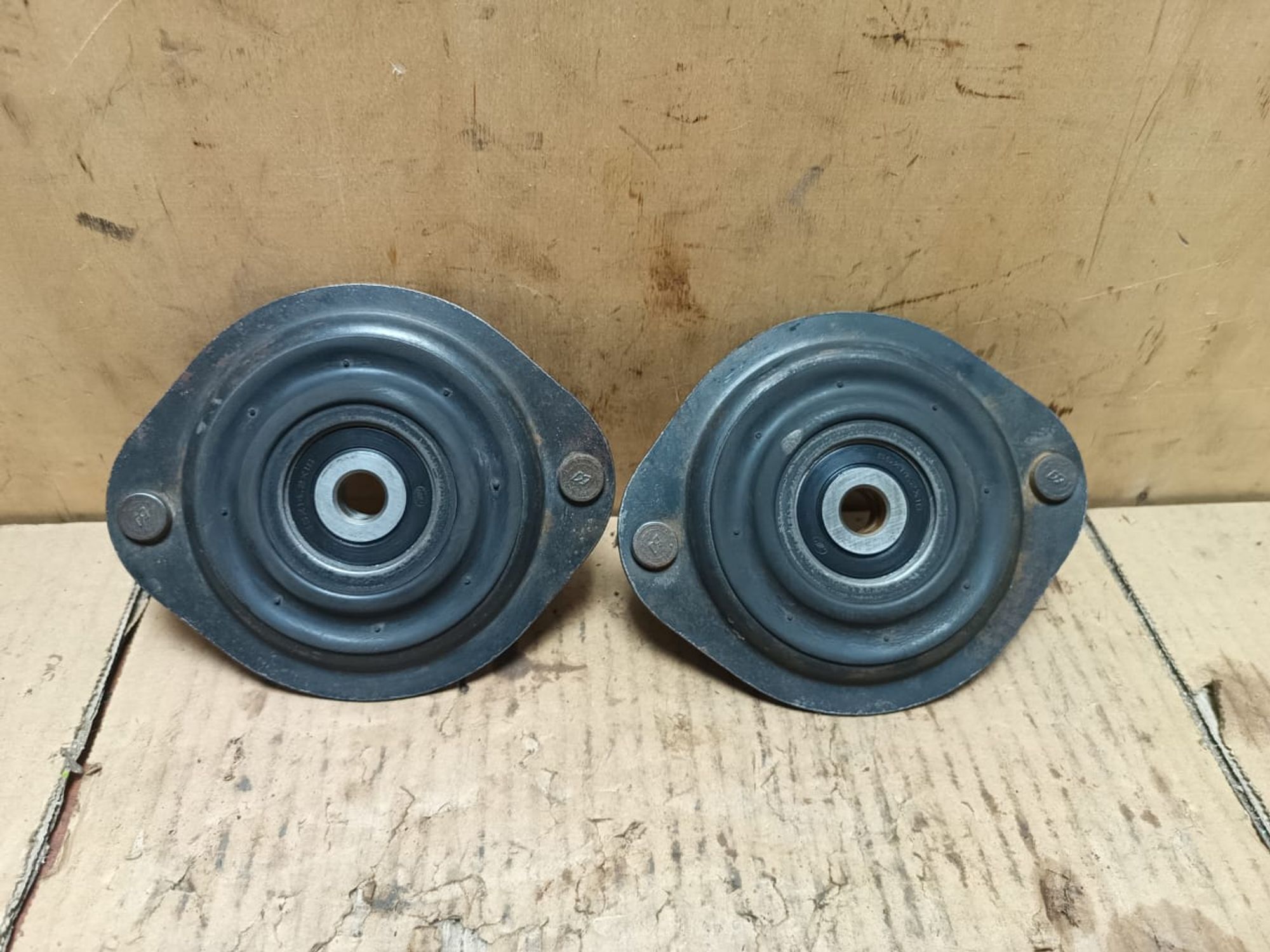 https://ycs.partsauto.market/partsauto-images/thmbs/userImages/d89d66a30f14dbad161fb7a986aa0fe5/part/c0c795dd-c334-4a43-842c-883ceac4f650_1740646419112.jpg
