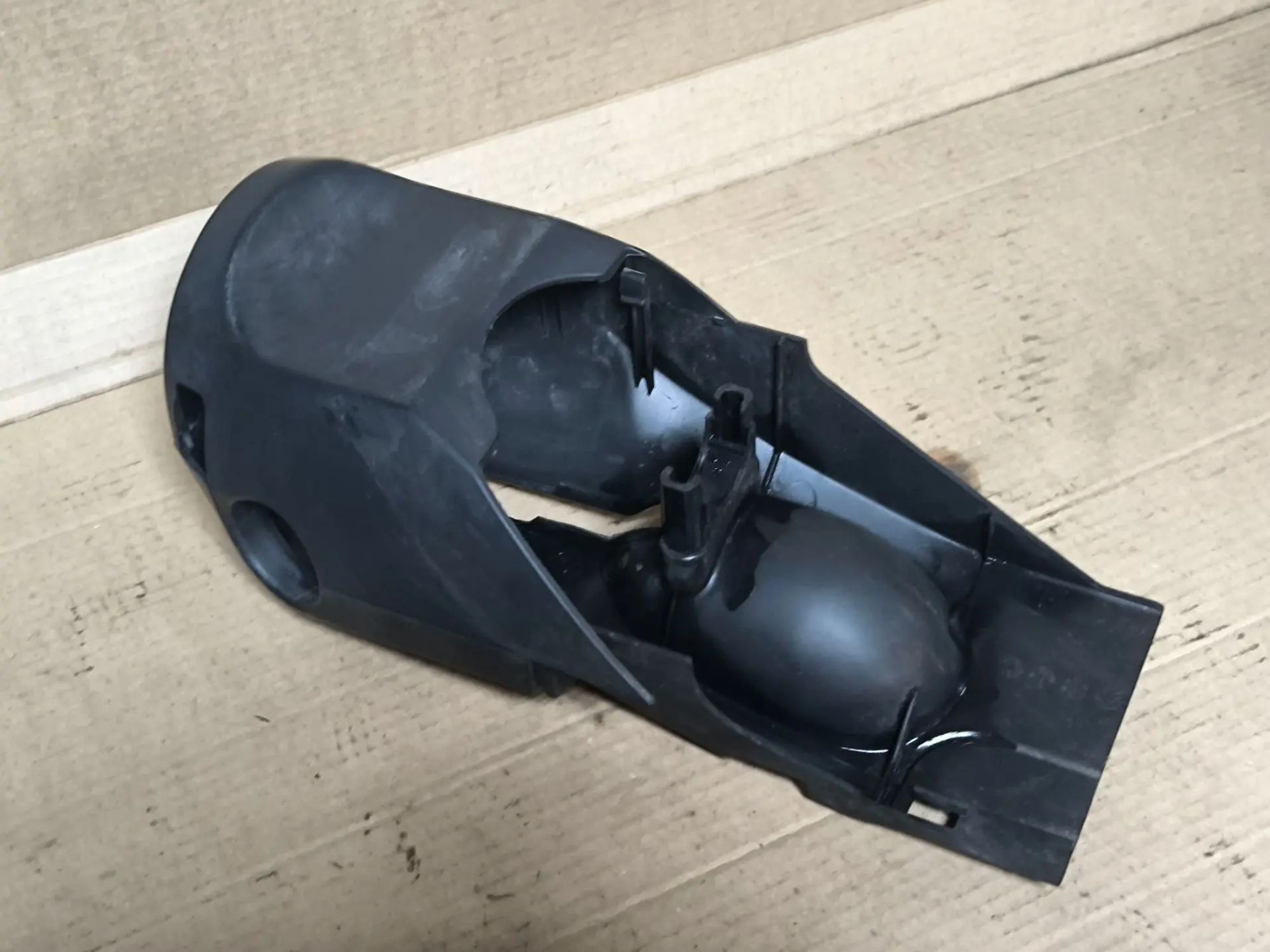 https://ycs.partsauto.market/partsauto-images/thmbs/userImages/d89d66a30f14dbad161fb7a986aa0fe5/part/c109b837-cad3-4c2f-a94f-5f0b7da480dc_1781678361002.jpg