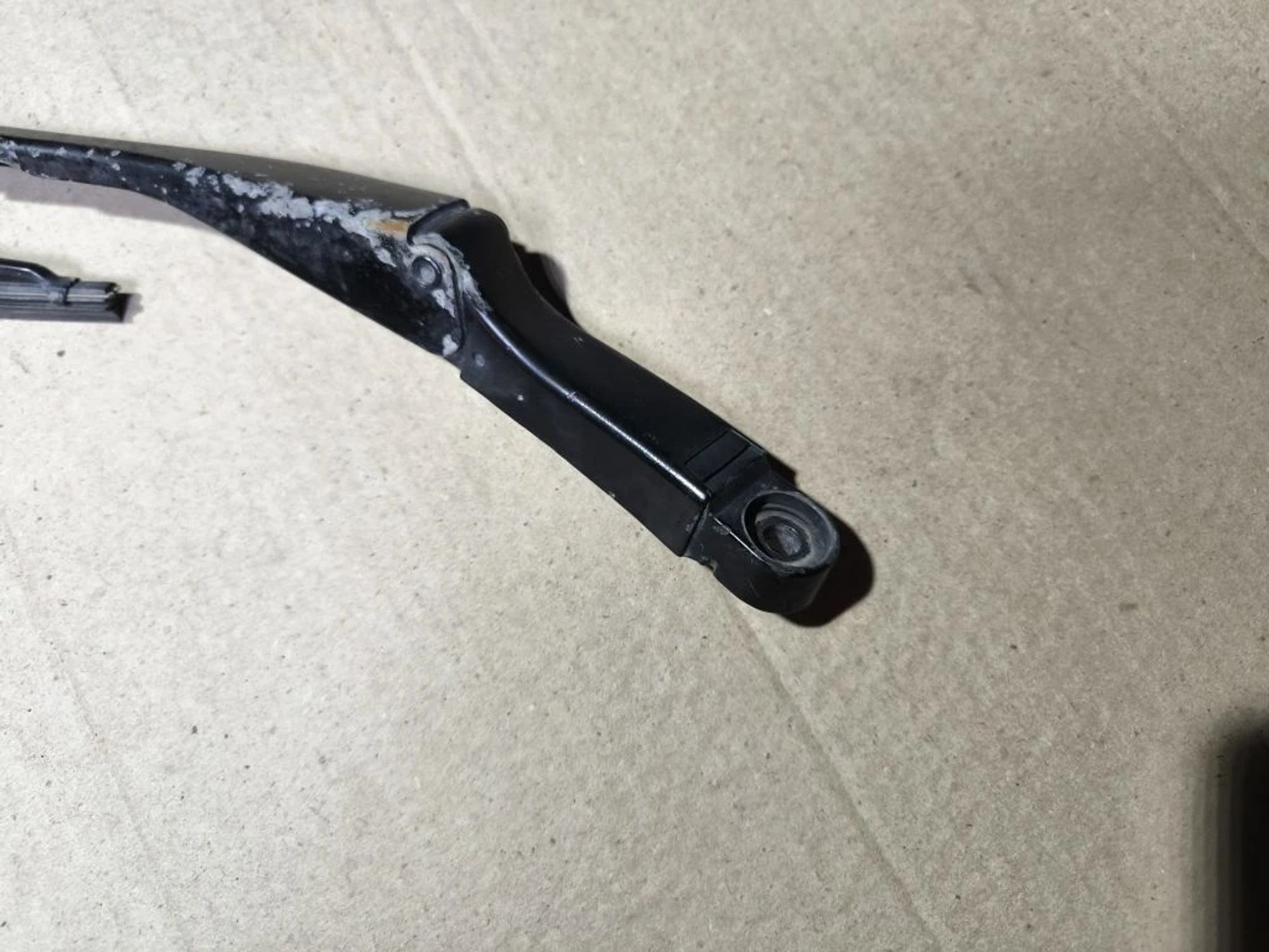 https://ycs.partsauto.market/partsauto-images/thmbs/userImages/d89d66a30f14dbad161fb7a986aa0fe5/part/c18256fc-6431-415e-8596-221418d76f19_1780573642622.jpg