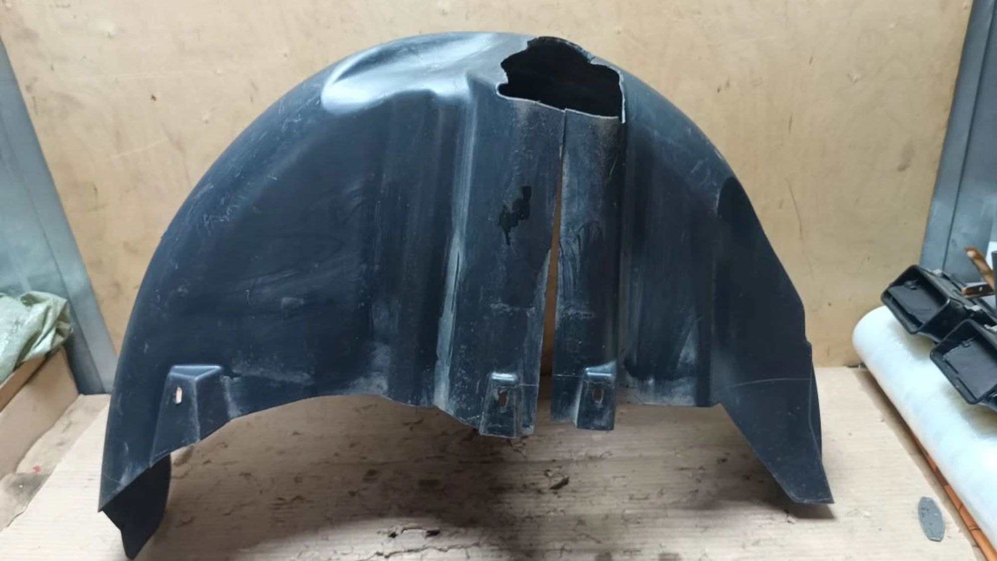 https://ycs.partsauto.market/partsauto-images/thmbs/userImages/d89d66a30f14dbad161fb7a986aa0fe5/part/c35b8b5d-2797-463d-bd56-7817e560b24a_1775111975273.jpg