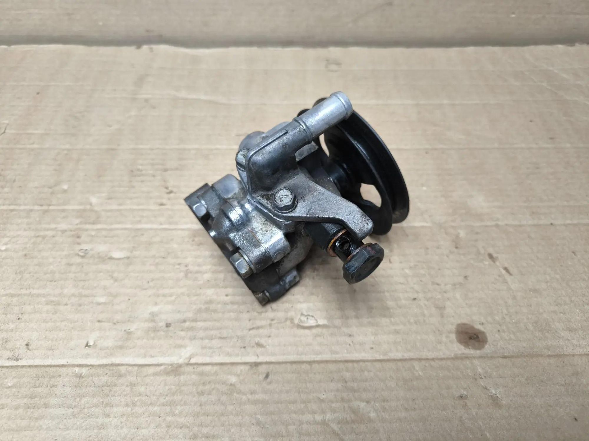 https://ycs.partsauto.market/partsauto-images/thmbs/userImages/d89d66a30f14dbad161fb7a986aa0fe5/part/c412b27a-0669-4813-bae8-b5b737418aa5_1786423837982.jpg