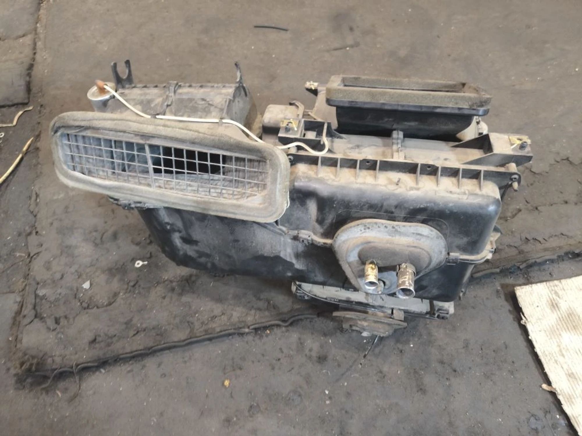 https://ycs.partsauto.market/partsauto-images/thmbs/userImages/d89d66a30f14dbad161fb7a986aa0fe5/part/c4af85be-d718-427e-ba1e-299645d5f17e_1776759961933.jpg