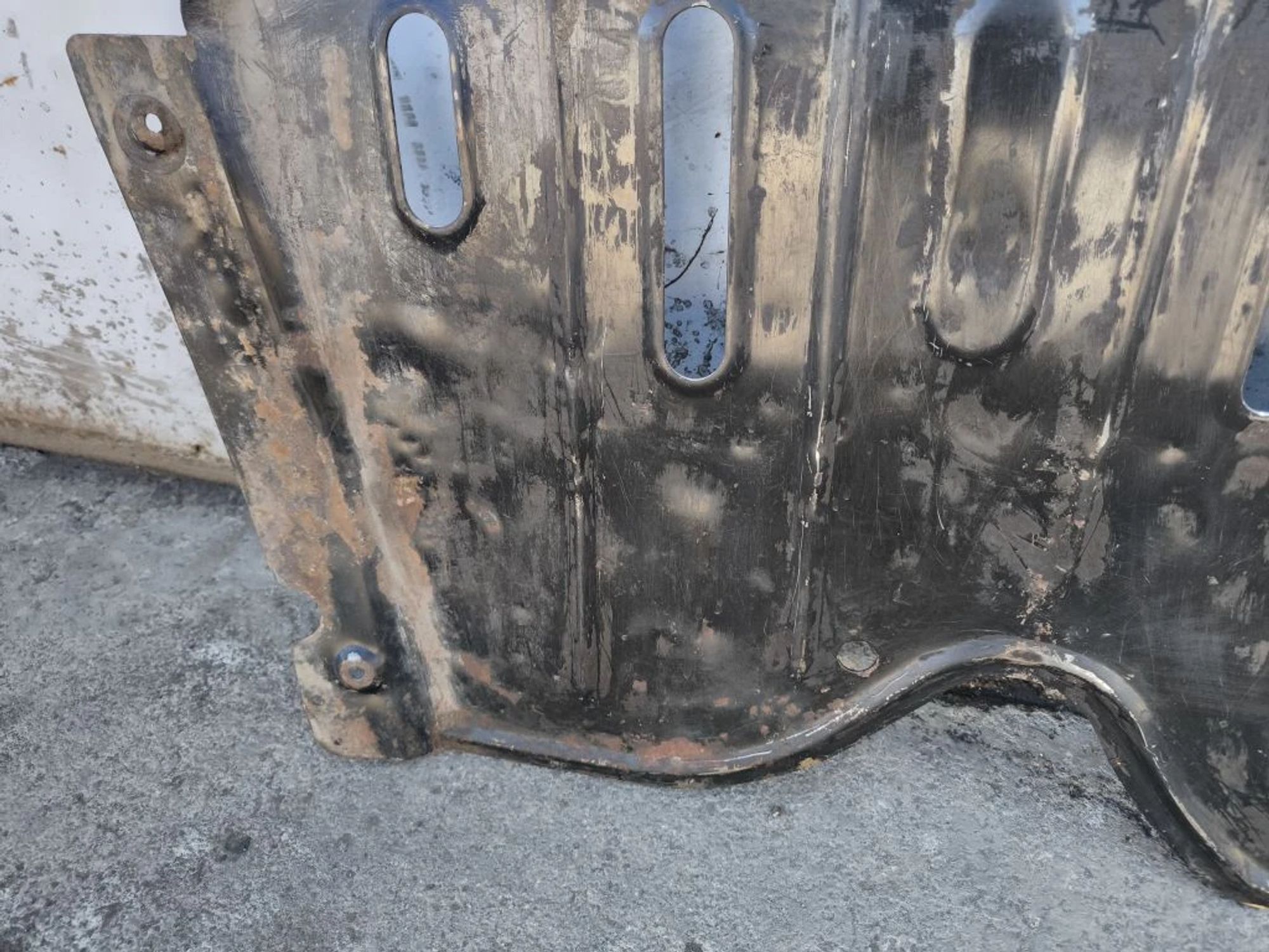 https://ycs.partsauto.market/partsauto-images/thmbs/userImages/d89d66a30f14dbad161fb7a986aa0fe5/part/c54d2dde-139c-4128-9345-6230c73b3cb6_1776405942015.jpg