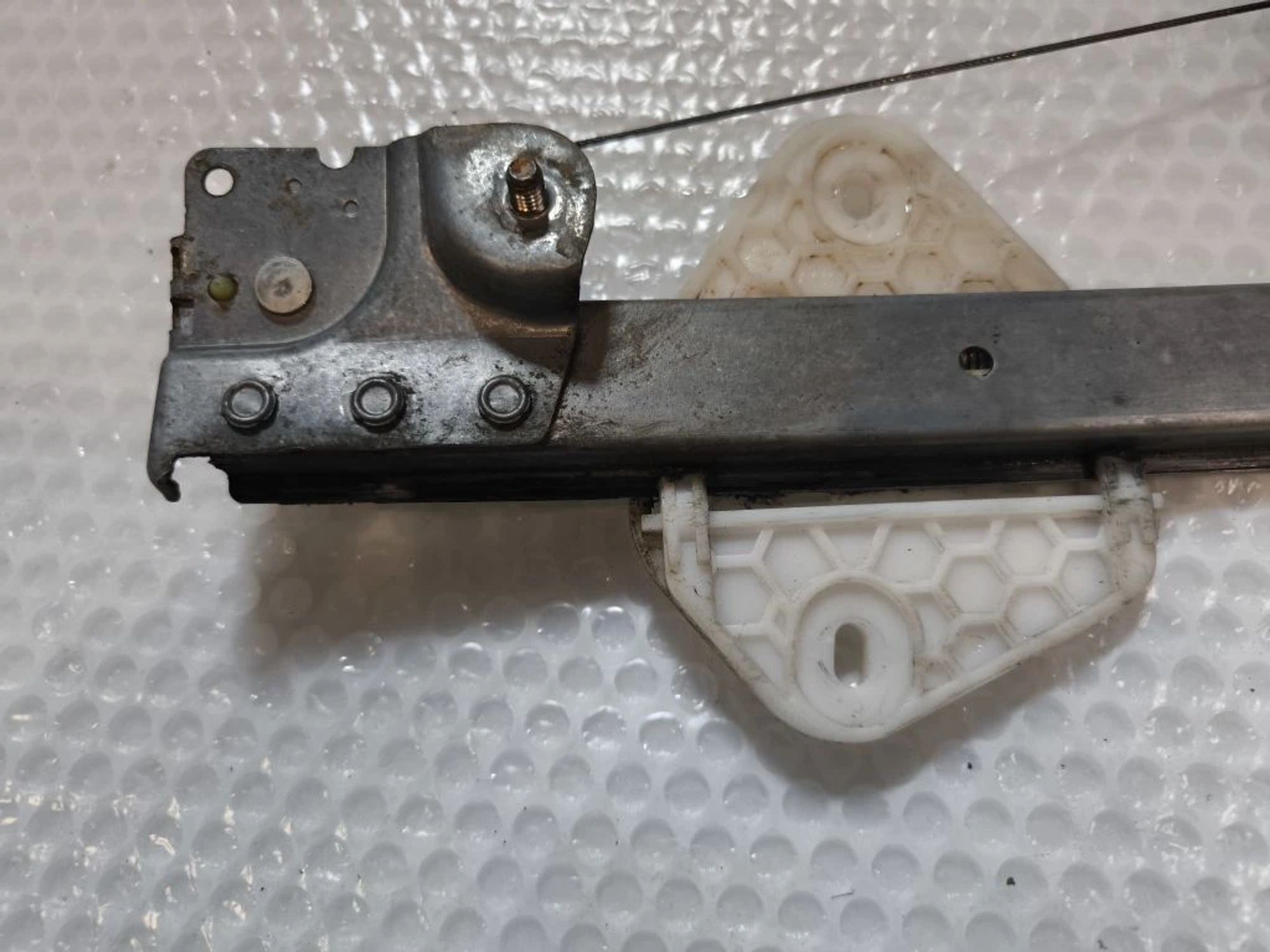 https://ycs.partsauto.market/partsauto-images/thmbs/userImages/d89d66a30f14dbad161fb7a986aa0fe5/part/c5a163a5-fb2c-4e0d-9b54-9208112daa1c_1777368536823.jpg