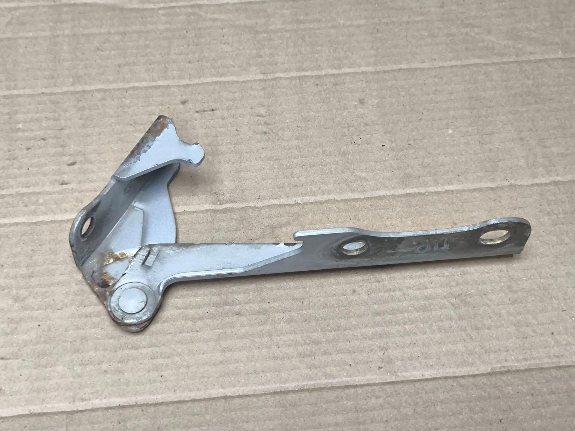 https://ycs.partsauto.market/partsauto-images/thmbs/userImages/d89d66a30f14dbad161fb7a986aa0fe5/part/c5c87951-a5a3-450f-bcf8-ece15cf633bf_1785565327931.jpg